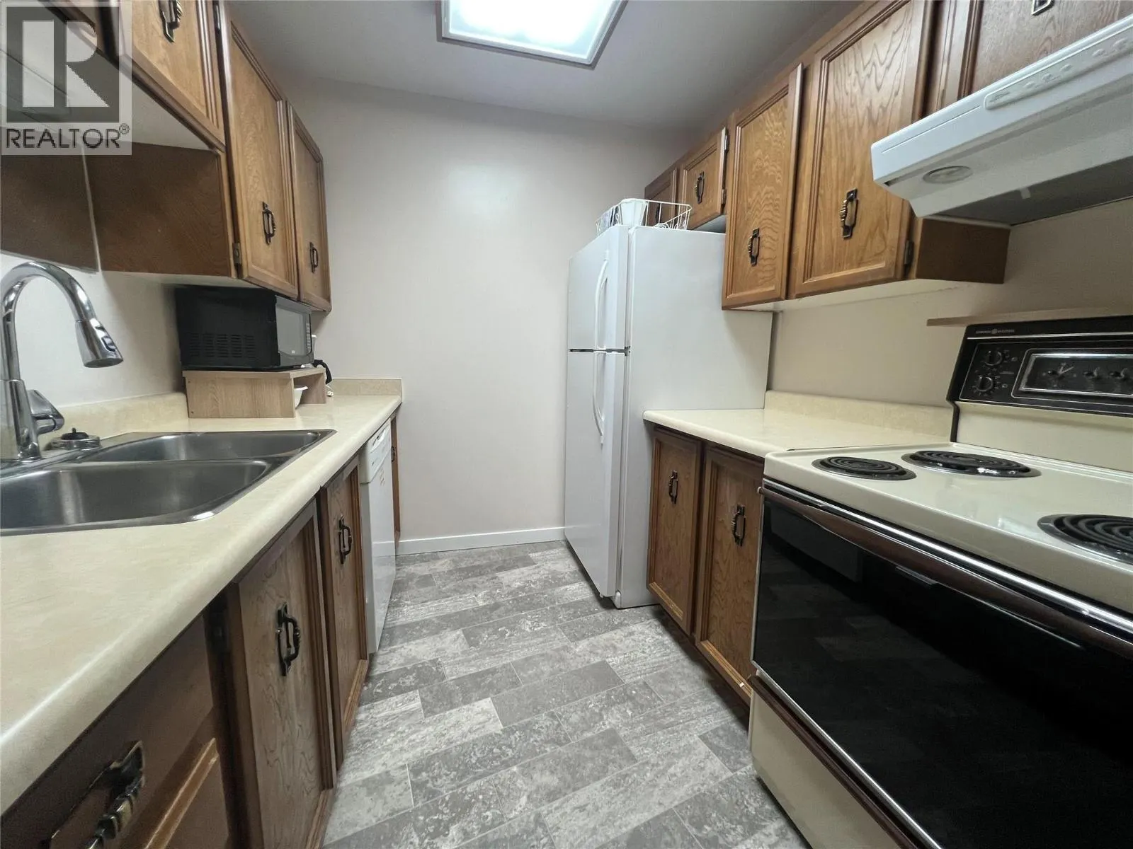 3901 32 Avenue Unit# 210
