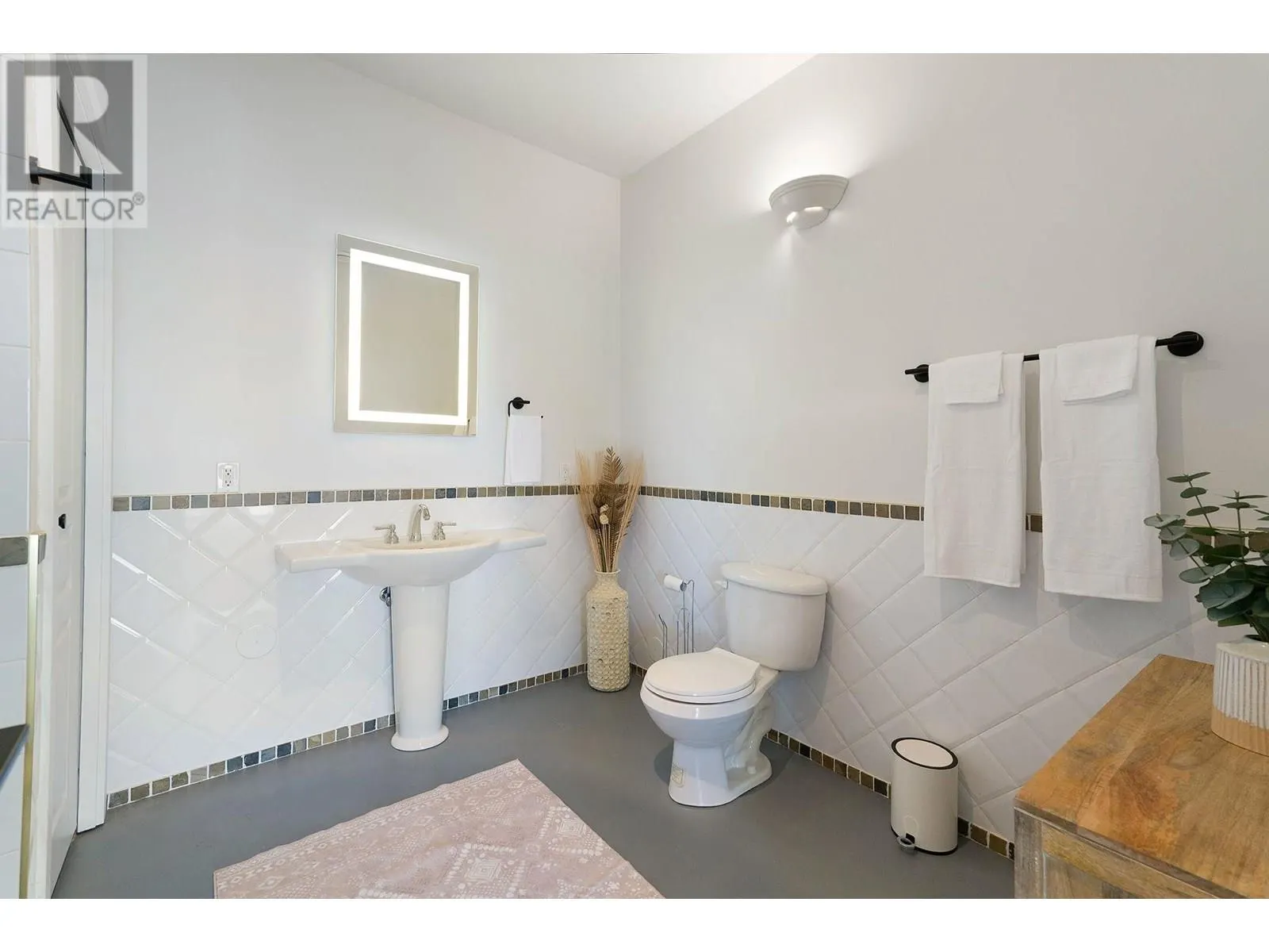 1022 James Hockey Place