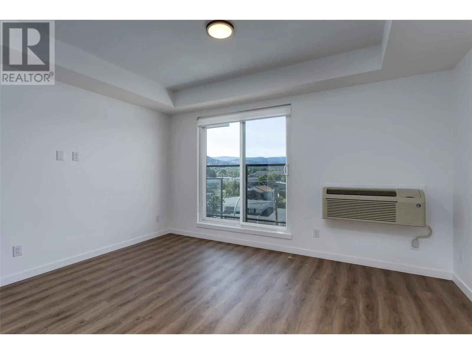 615 Rutland Road Unit# 414
