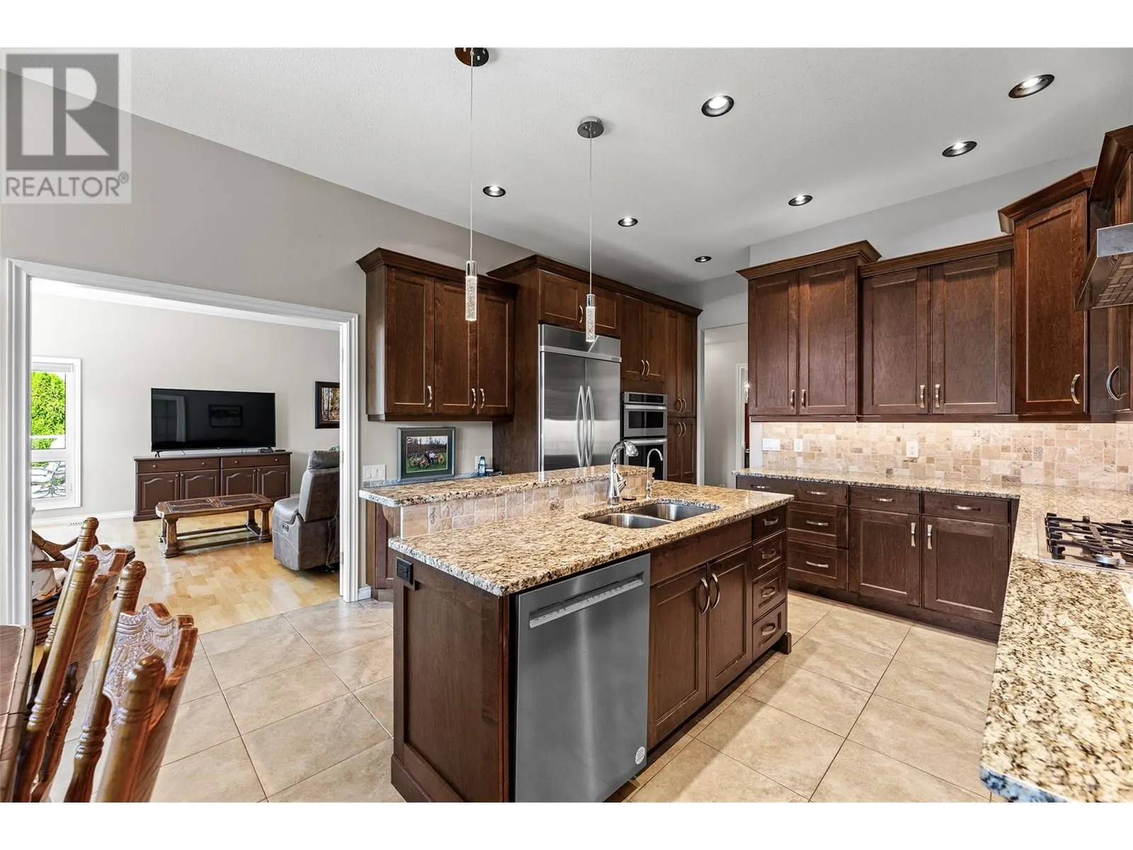 2217 Breckenridge Court