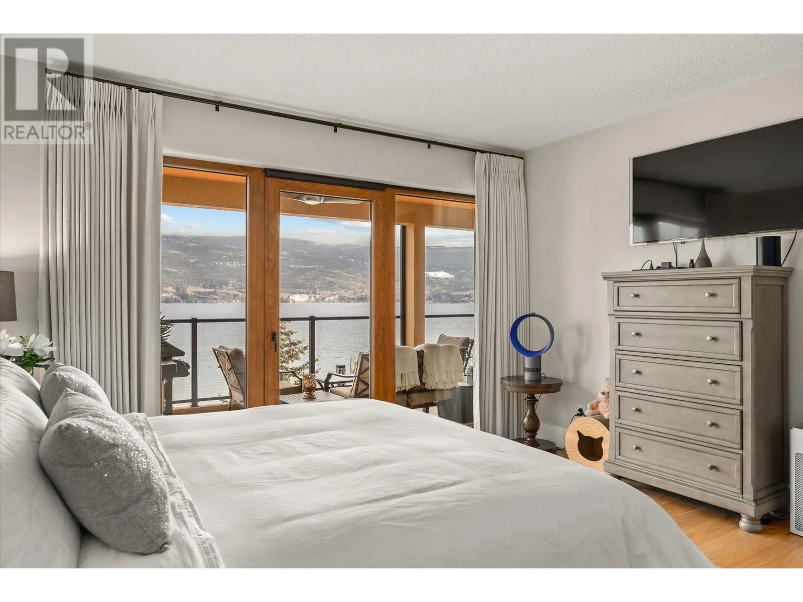 14419 Downton Avenue Unit# 206