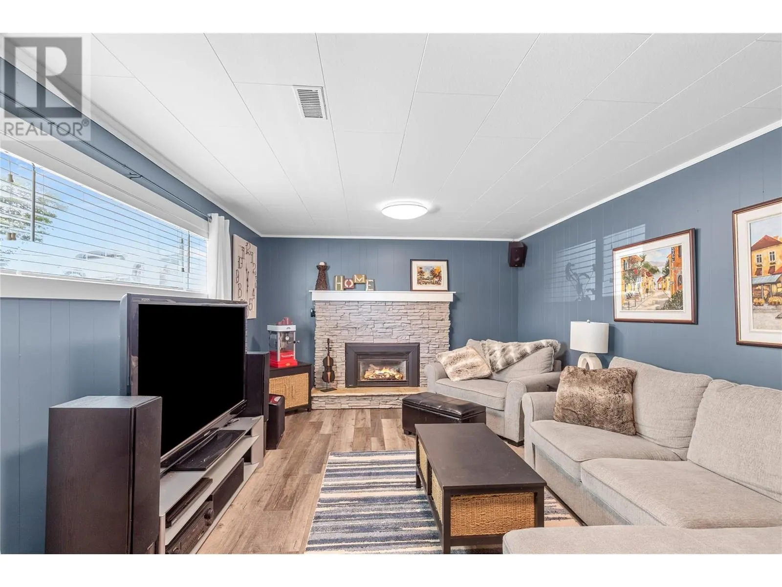 6149 Bella Vista Road