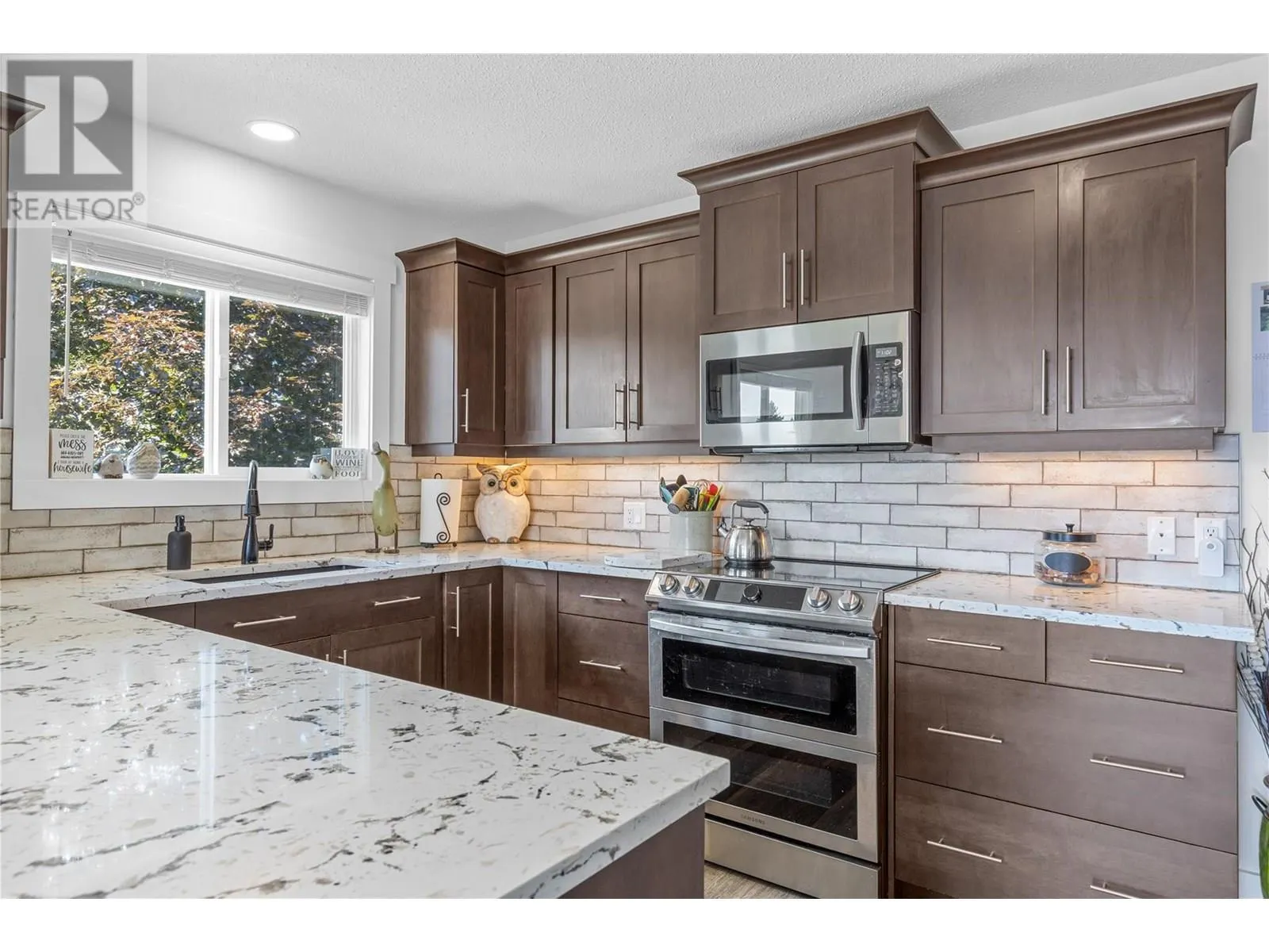 6149 Bella Vista Road