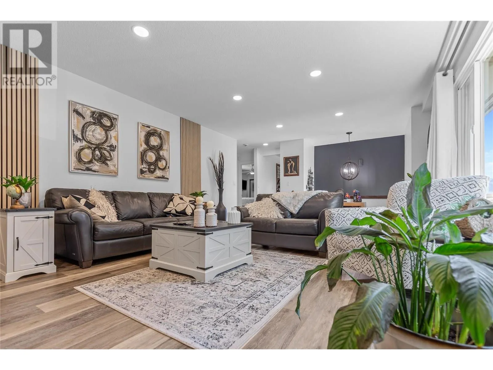 6149 Bella Vista Road