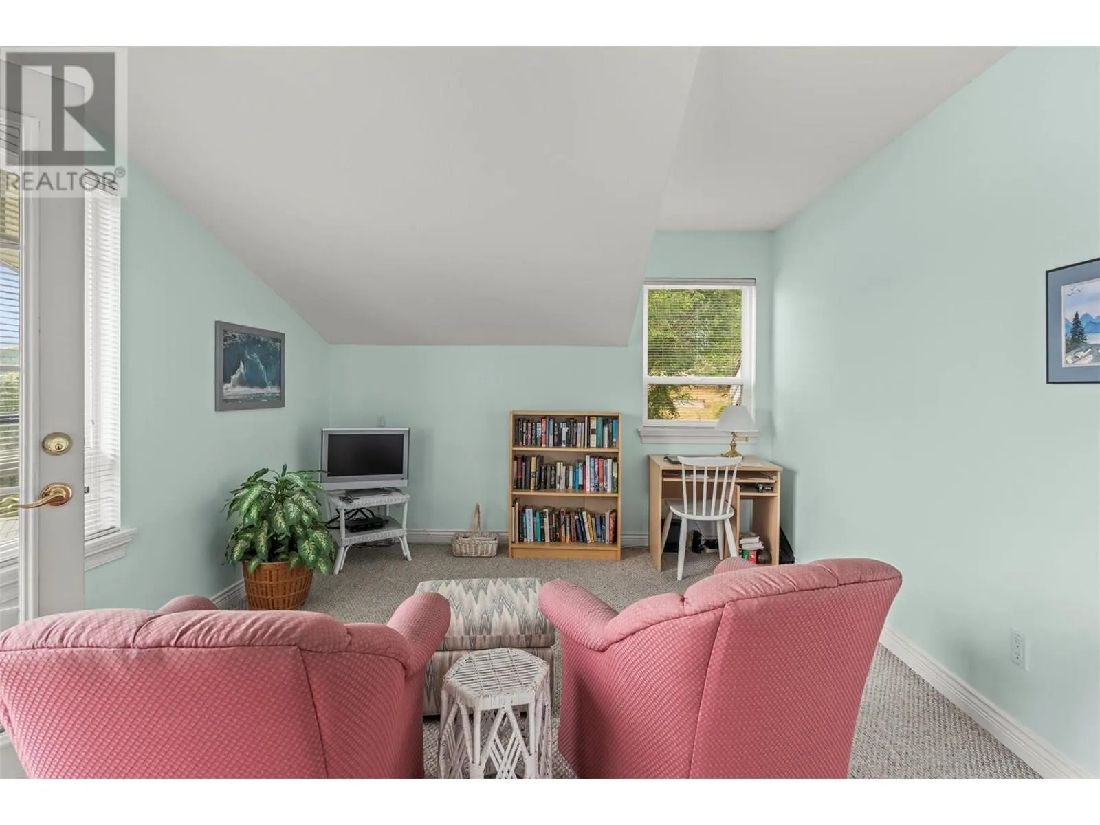 367 Killarney Way