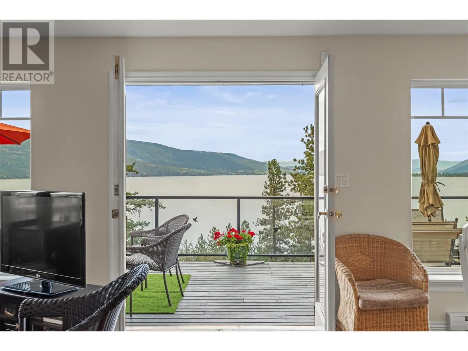 367 Killarney Way