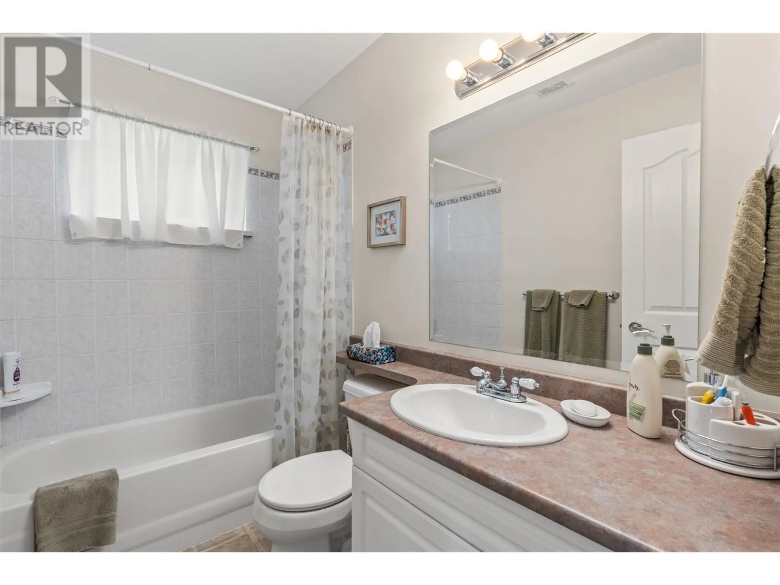 367 Killarney Way