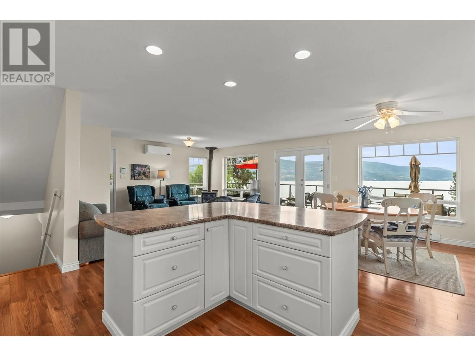 367 Killarney Way