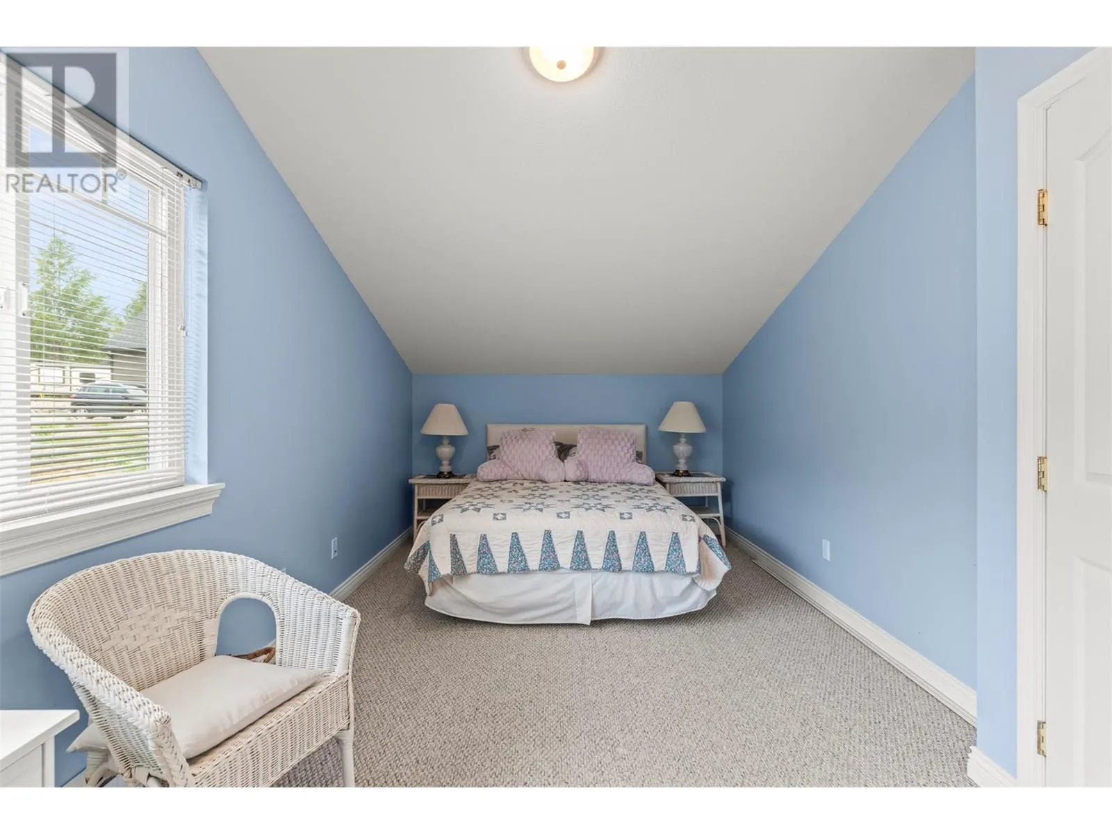 367 Killarney Way