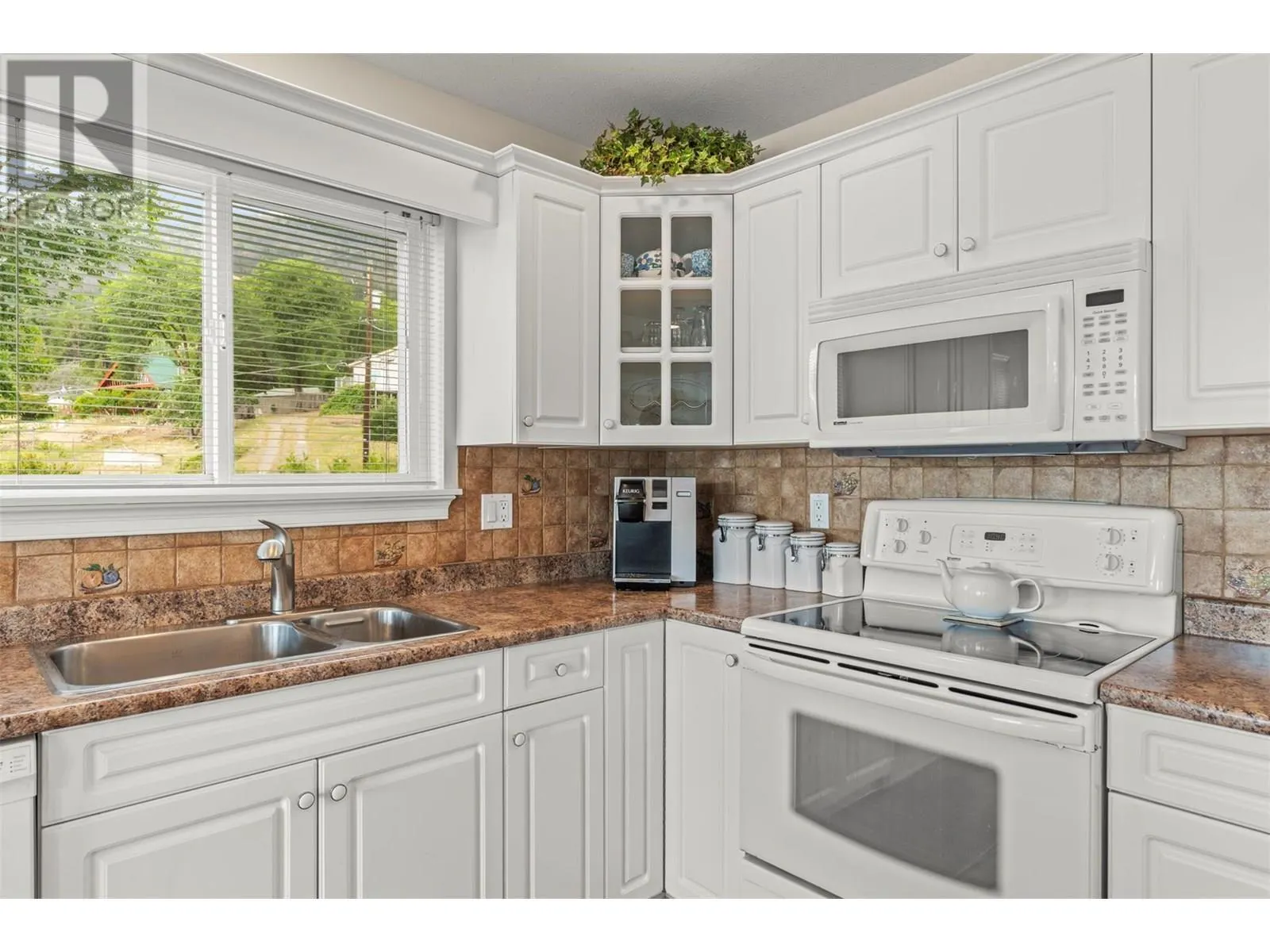 367 Killarney Way