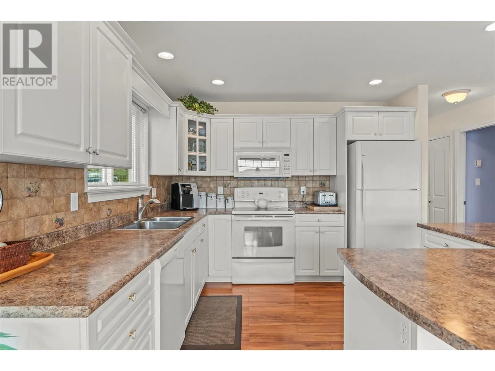 367 Killarney Way