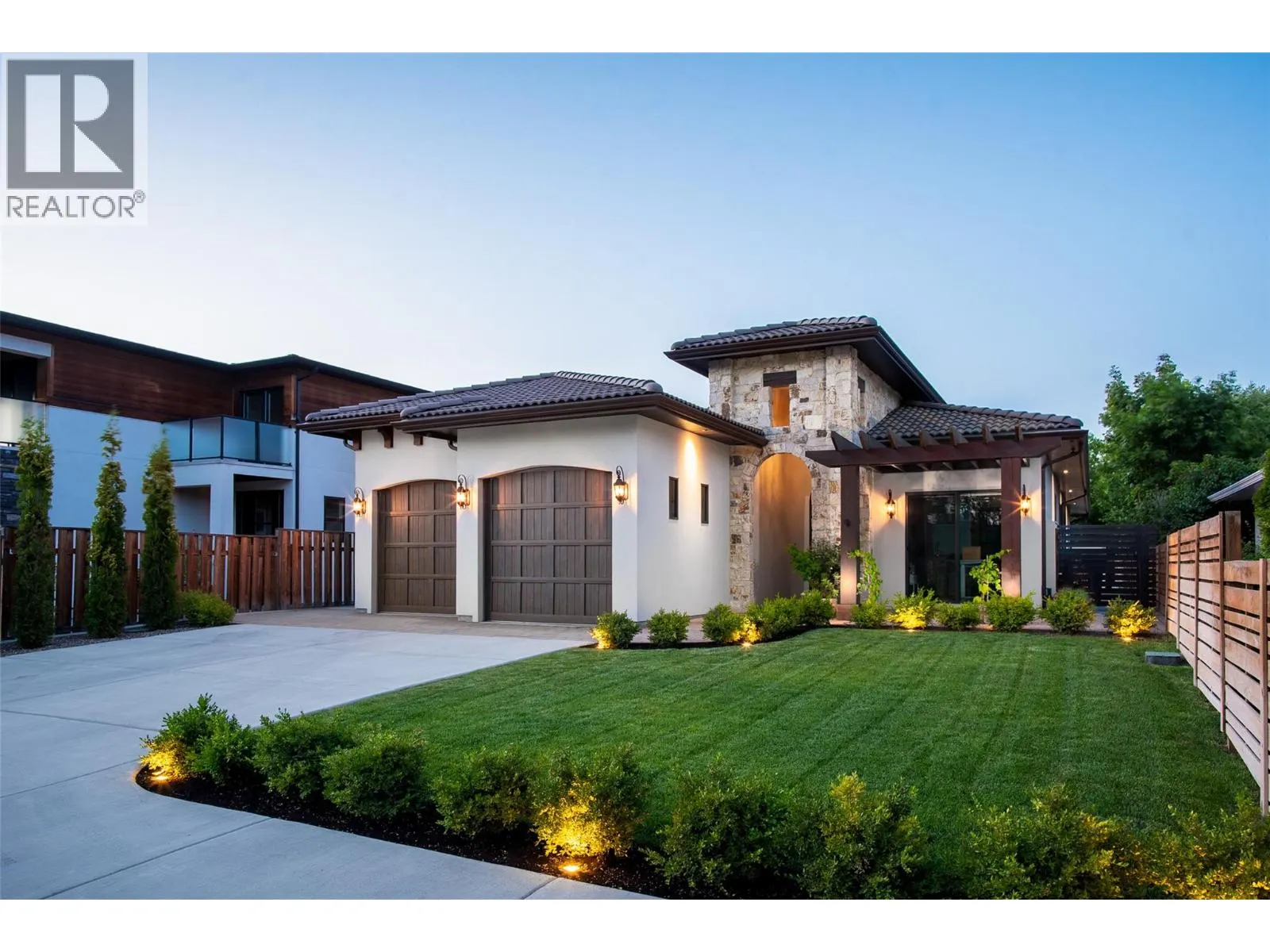 3567 Lakeshore Road