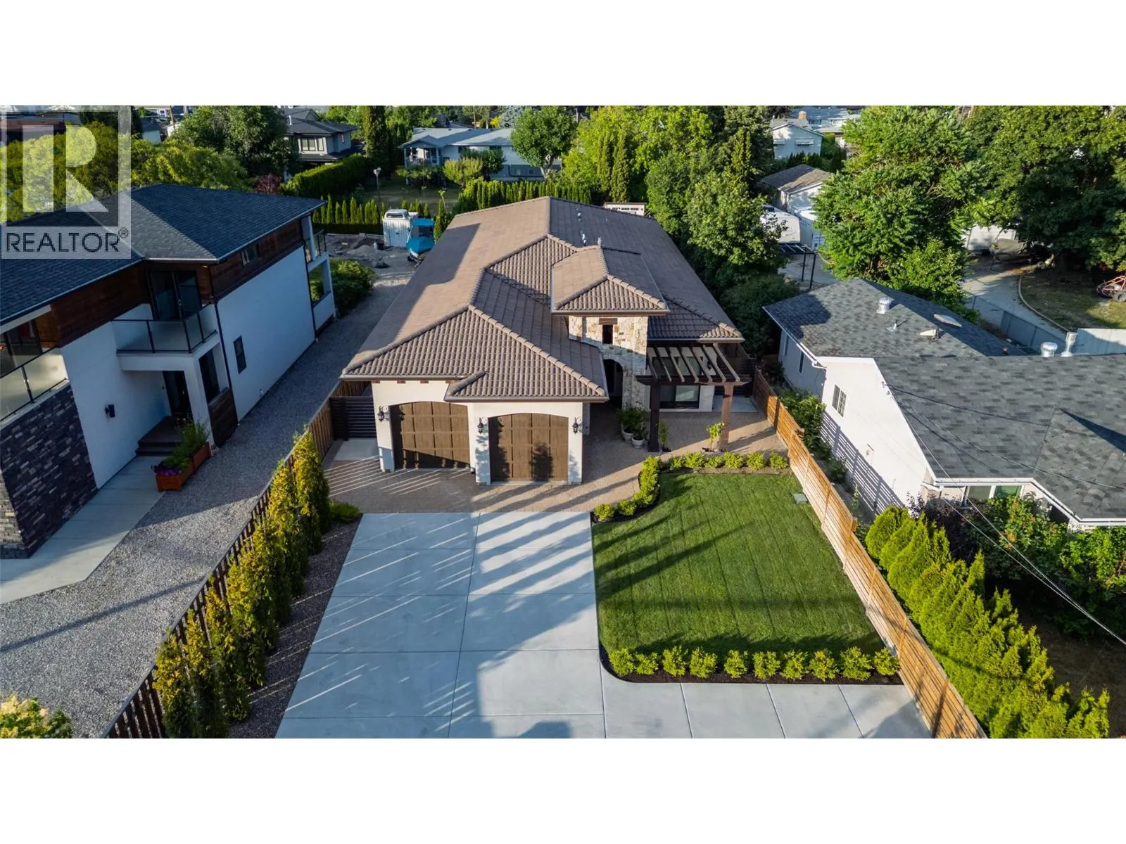 3567 Lakeshore Road