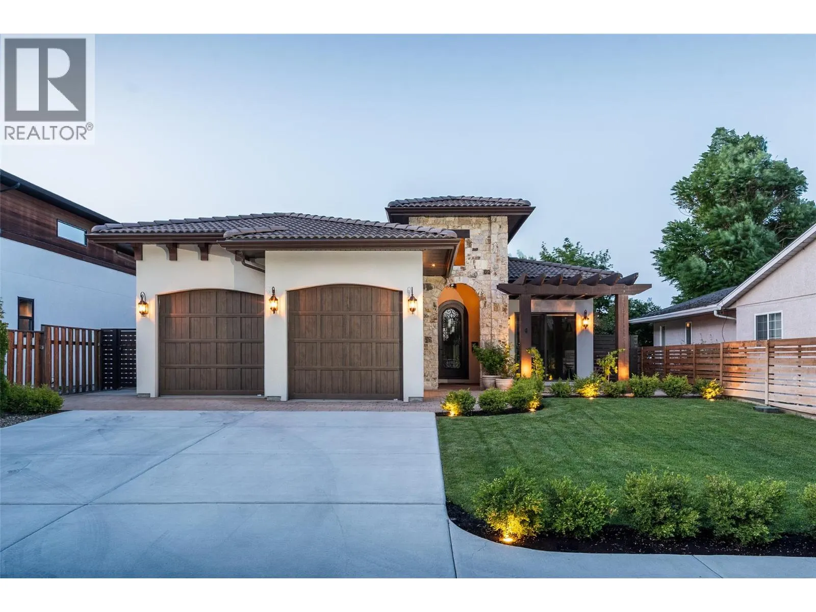 3567 Lakeshore Road
