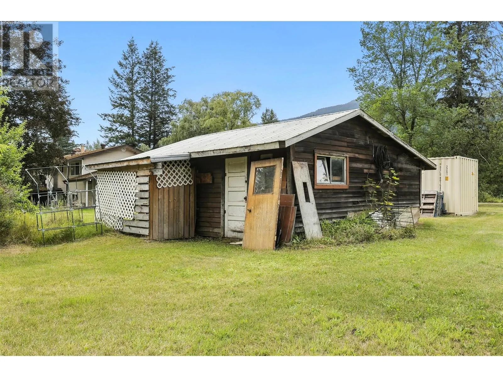 1653 Birch Island Lost Creek Road