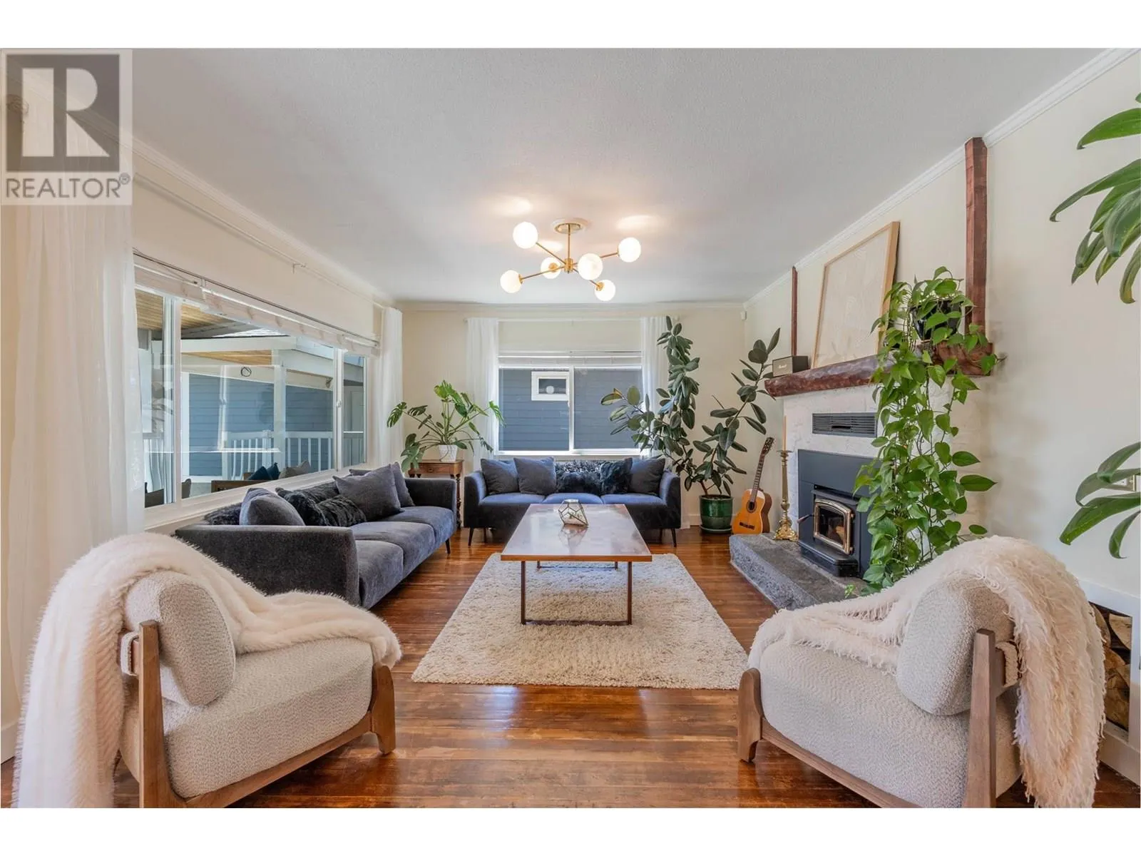 860 Fairview Road