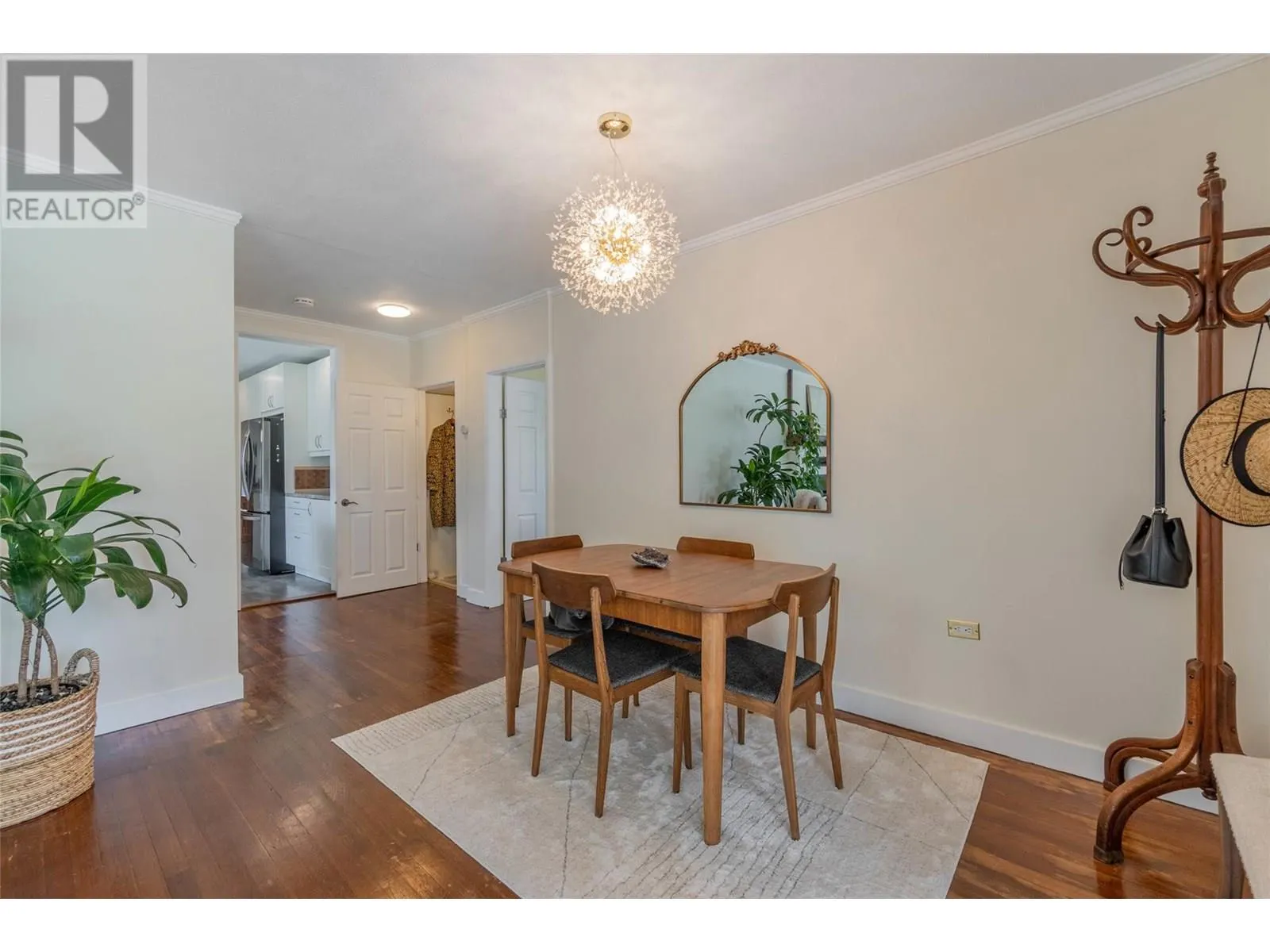 860 Fairview Road