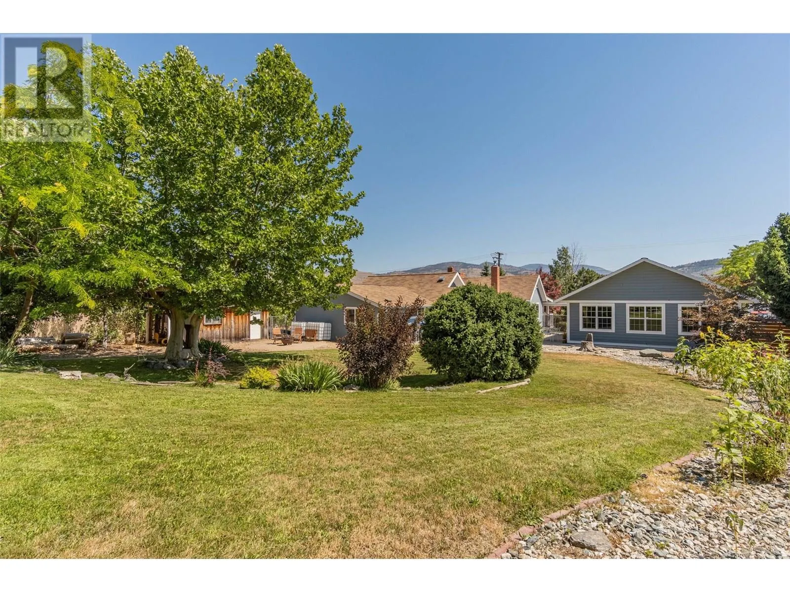 860 Fairview Road