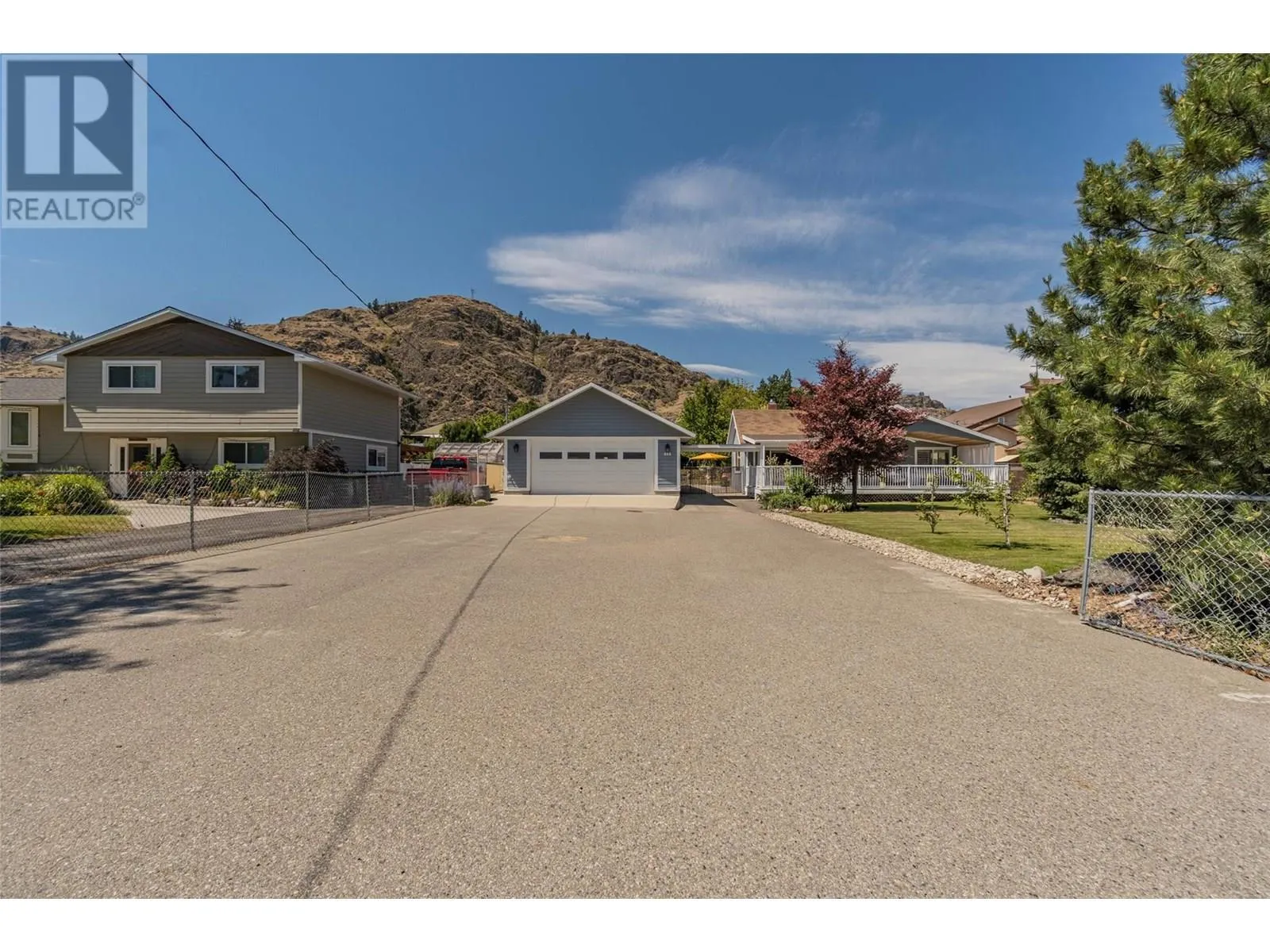 860 Fairview Road