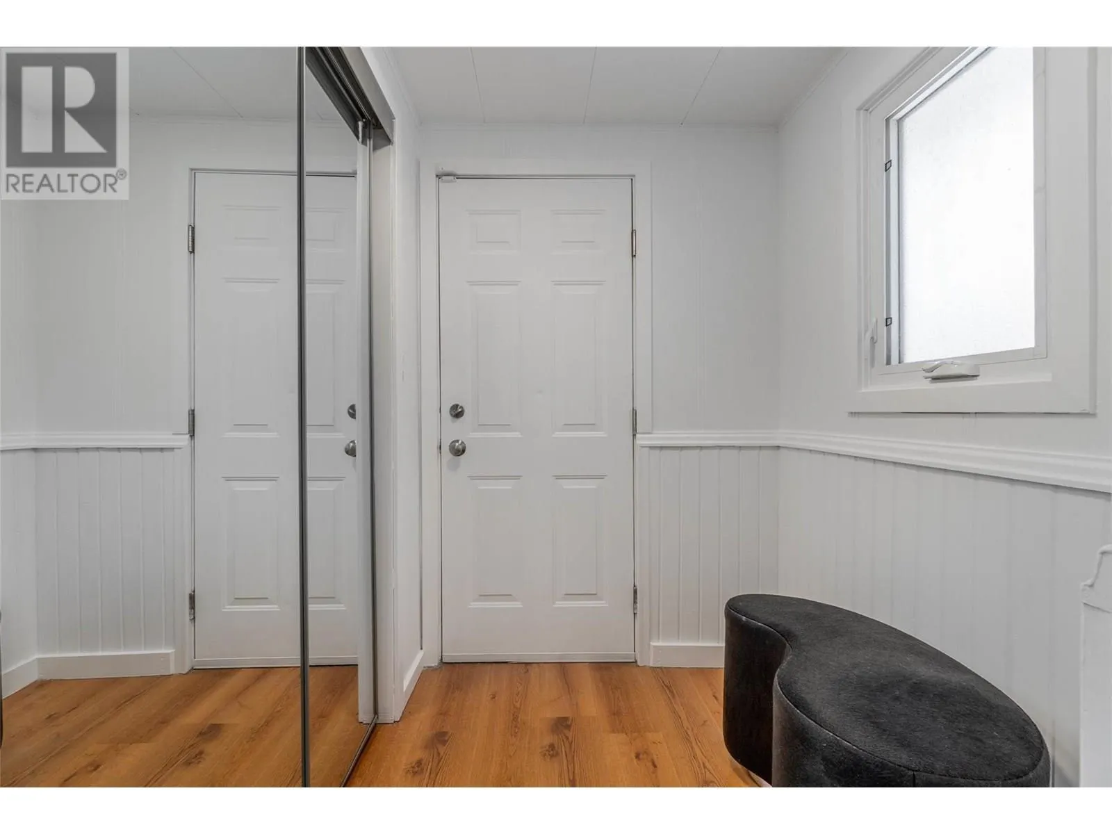 860 Fairview Road