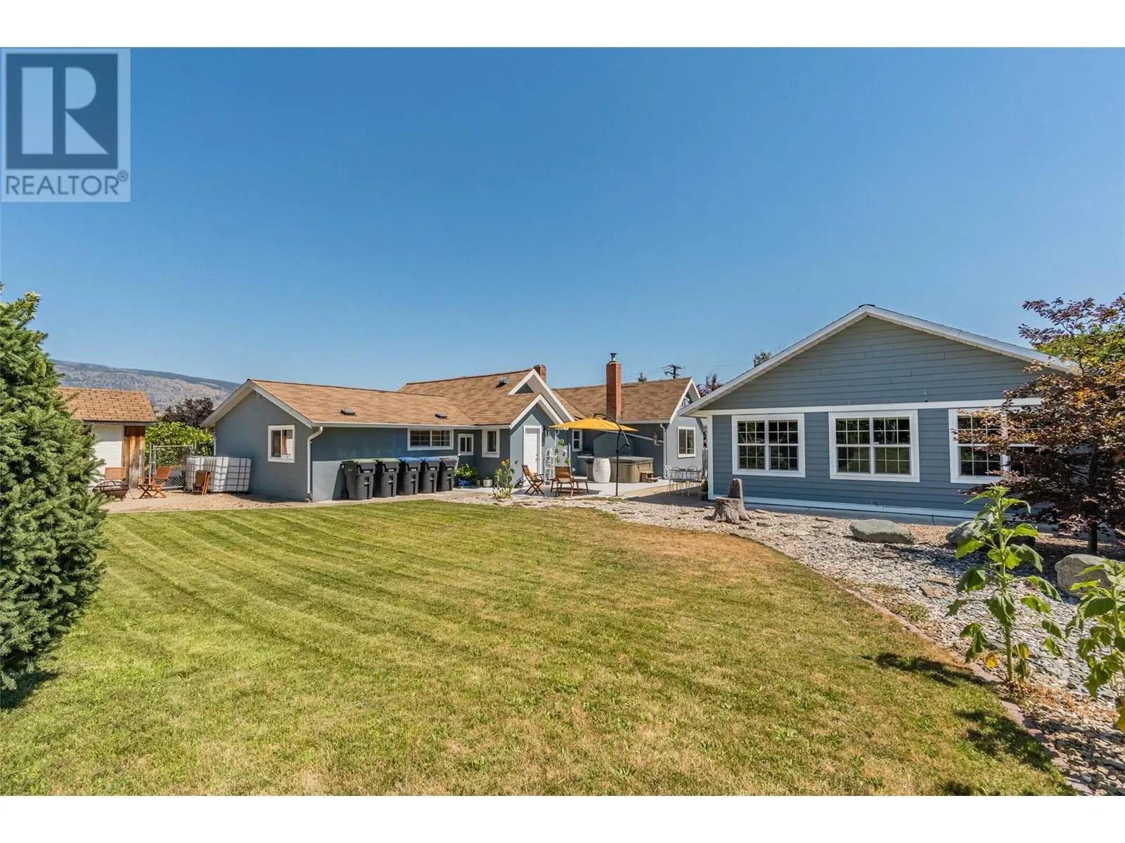 860 Fairview Road