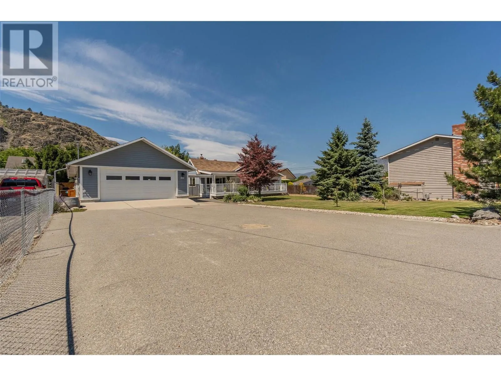 860 Fairview Road