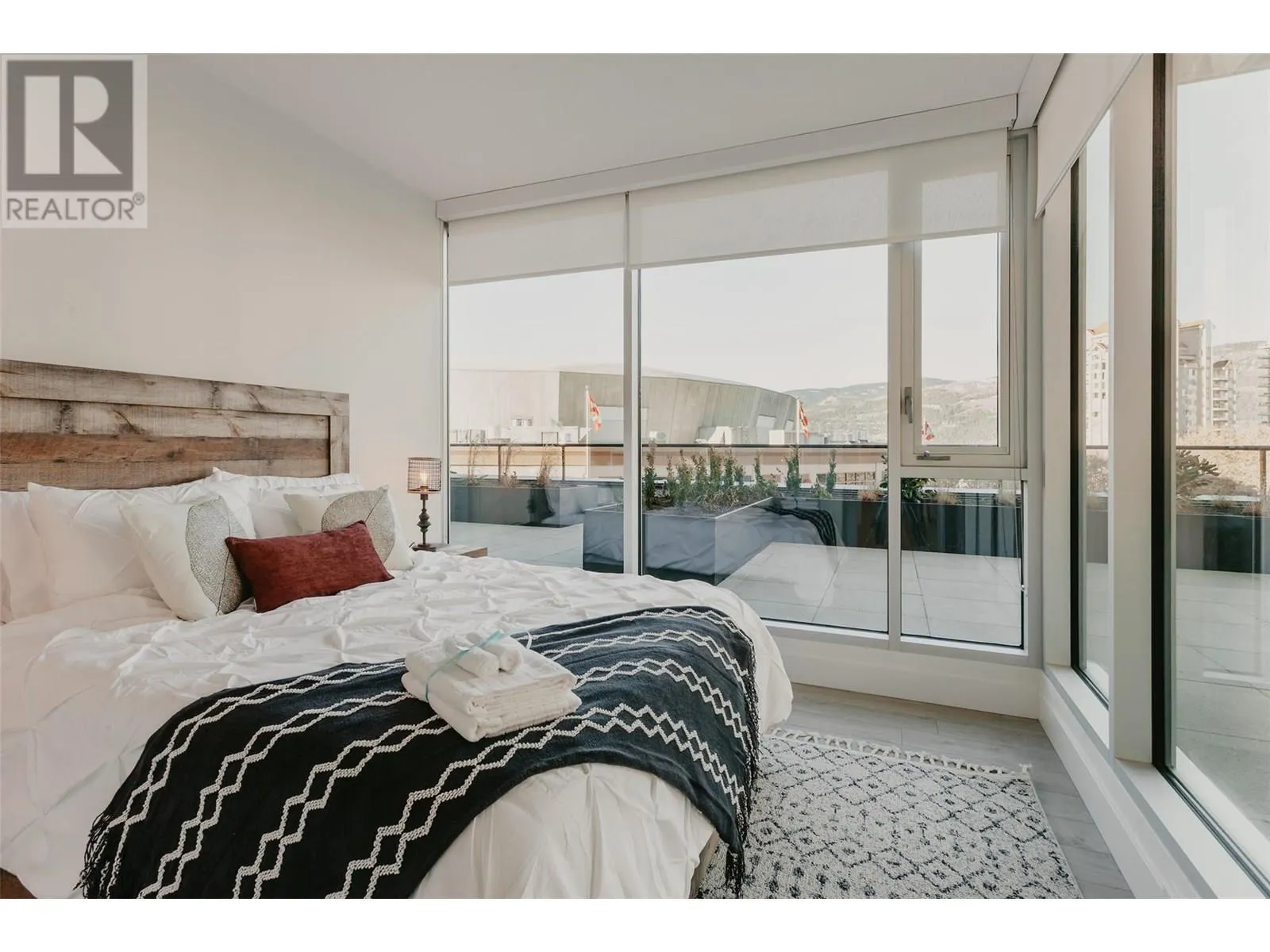 1232 Ellis Street Unit# 403