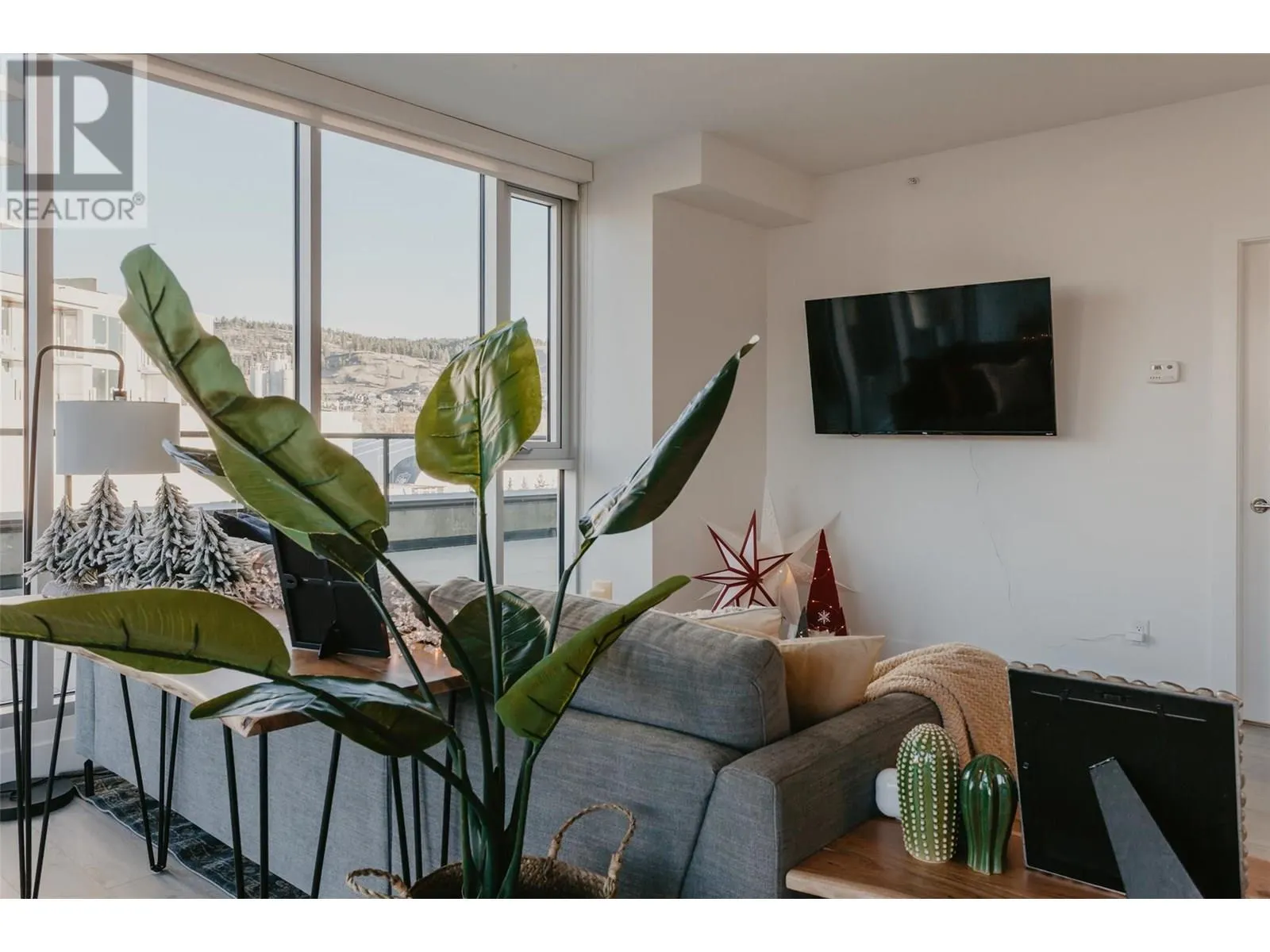 1232 Ellis Street Unit# 403