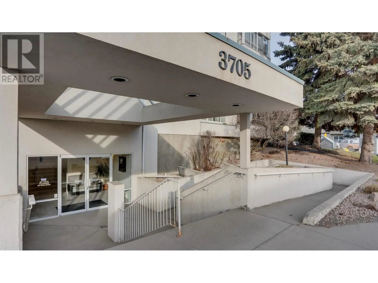 3705 30 Avenue Unit# 204