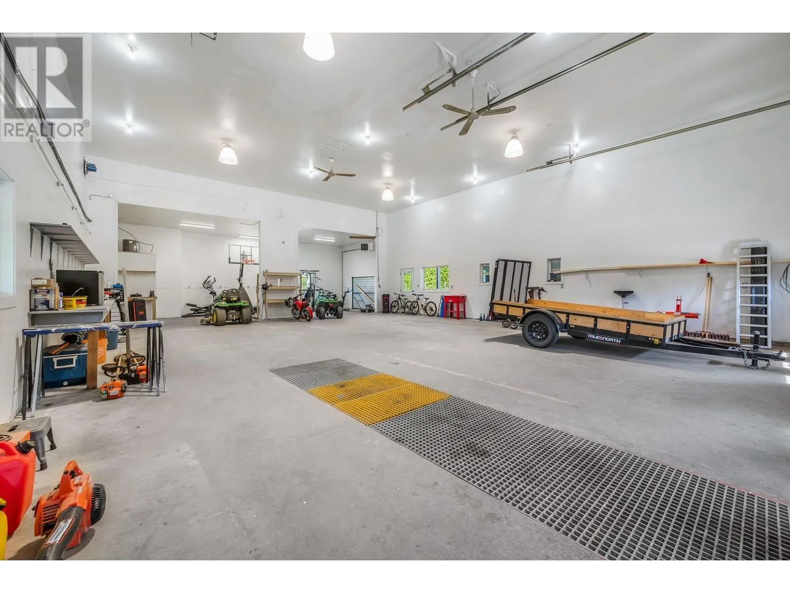 5795 East Vernon Road