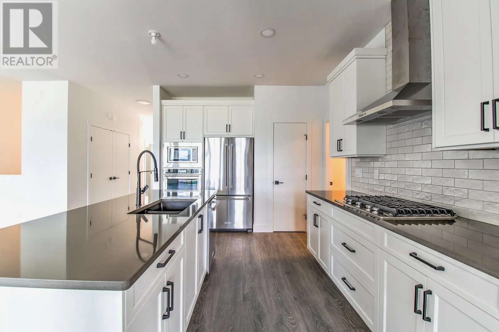7735 OKANAGAN HILLS Boulevard Unit# 20
