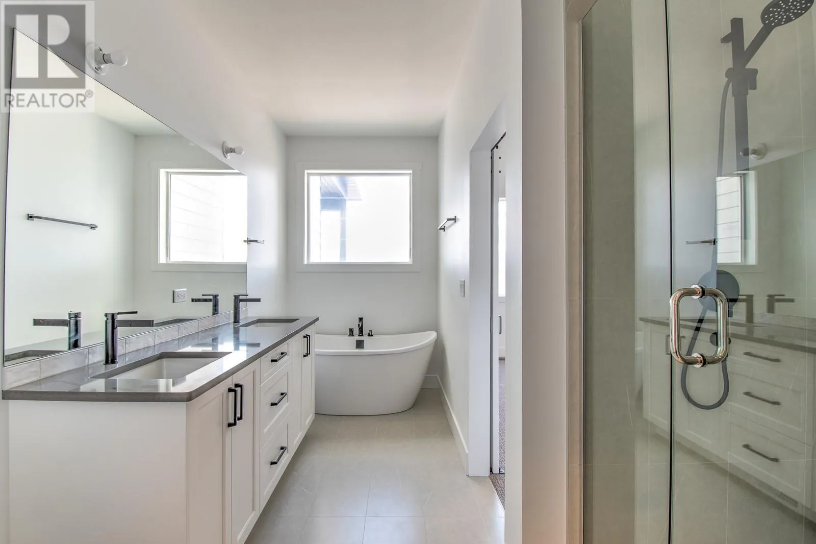 7735 OKANAGAN HILLS Boulevard Unit# 20