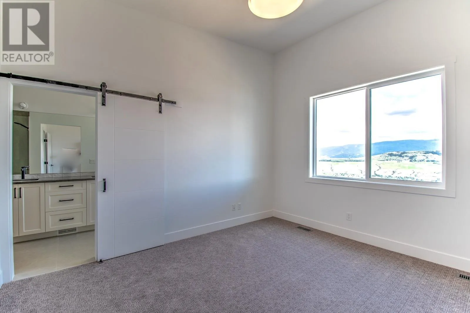 7735 OKANAGAN HILLS Boulevard Unit# 20