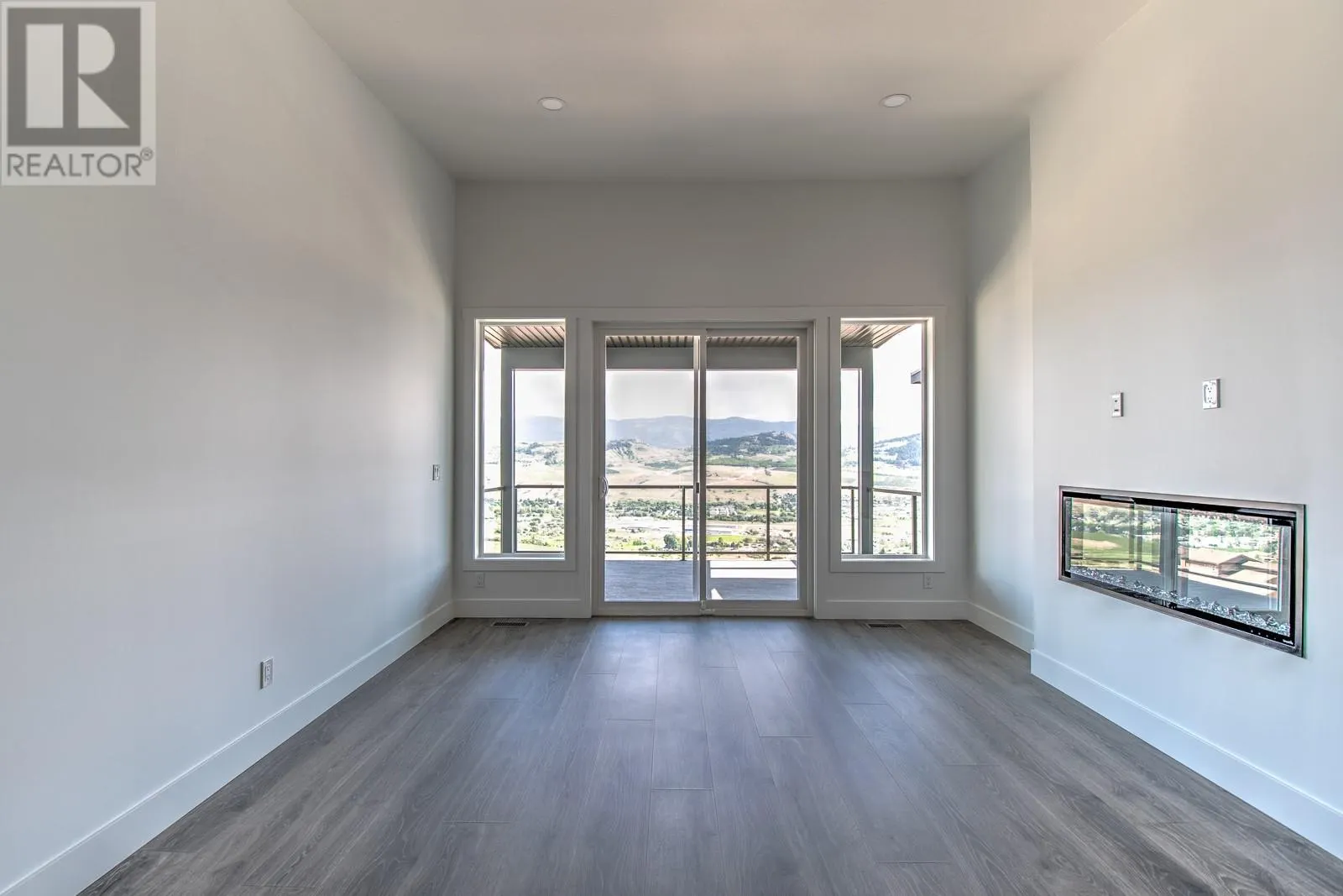 7735 OKANAGAN HILLS Boulevard Unit# 20