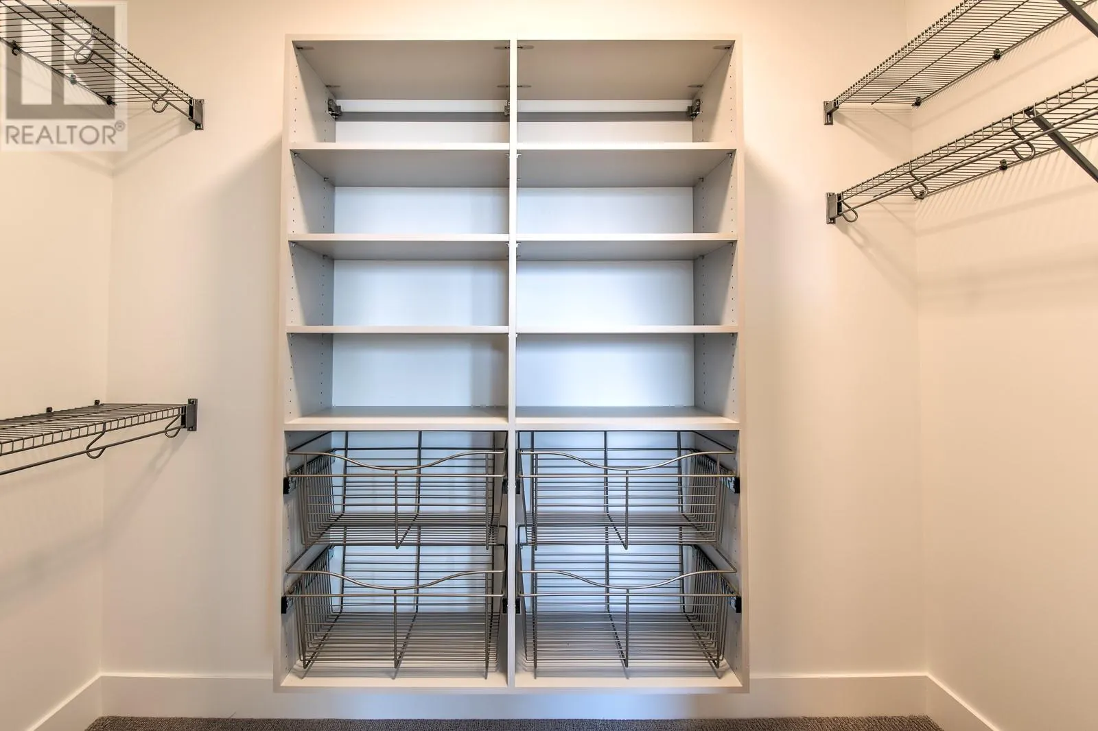 7735 OKANAGAN HILLS Boulevard Unit# 20