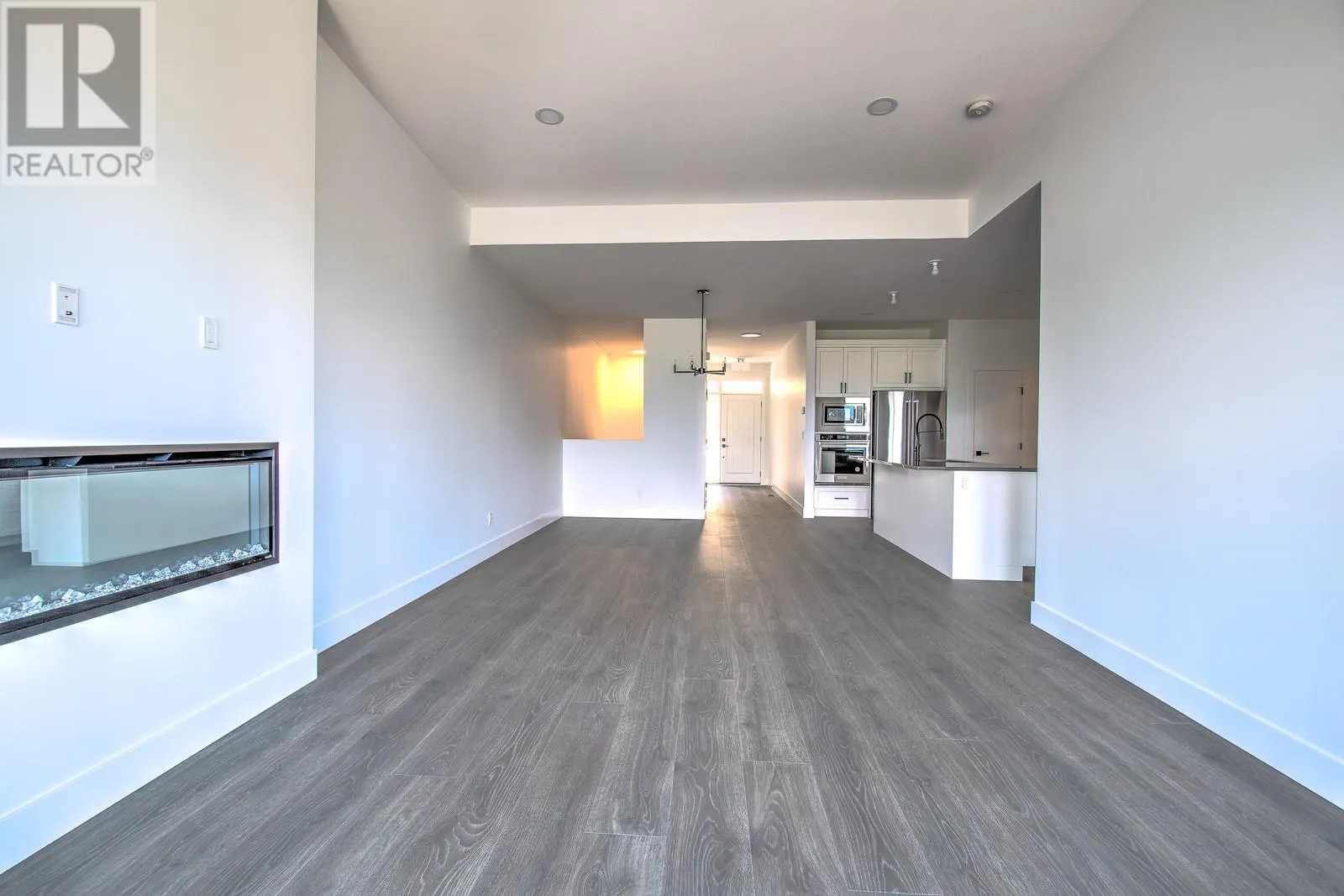 7735 OKANAGAN HILLS Boulevard Unit# 20
