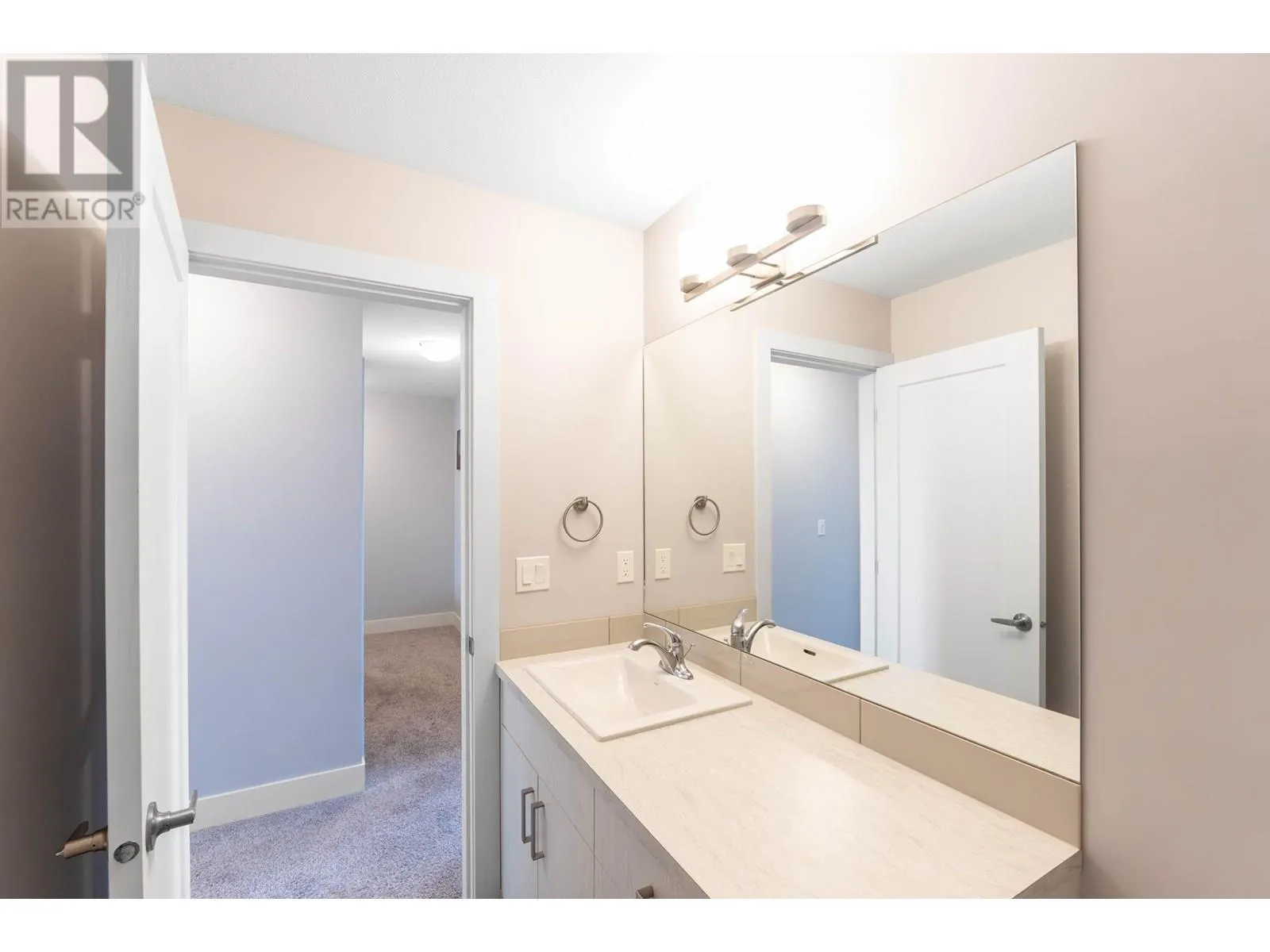 933 Mt. Robson Place Unit# 65