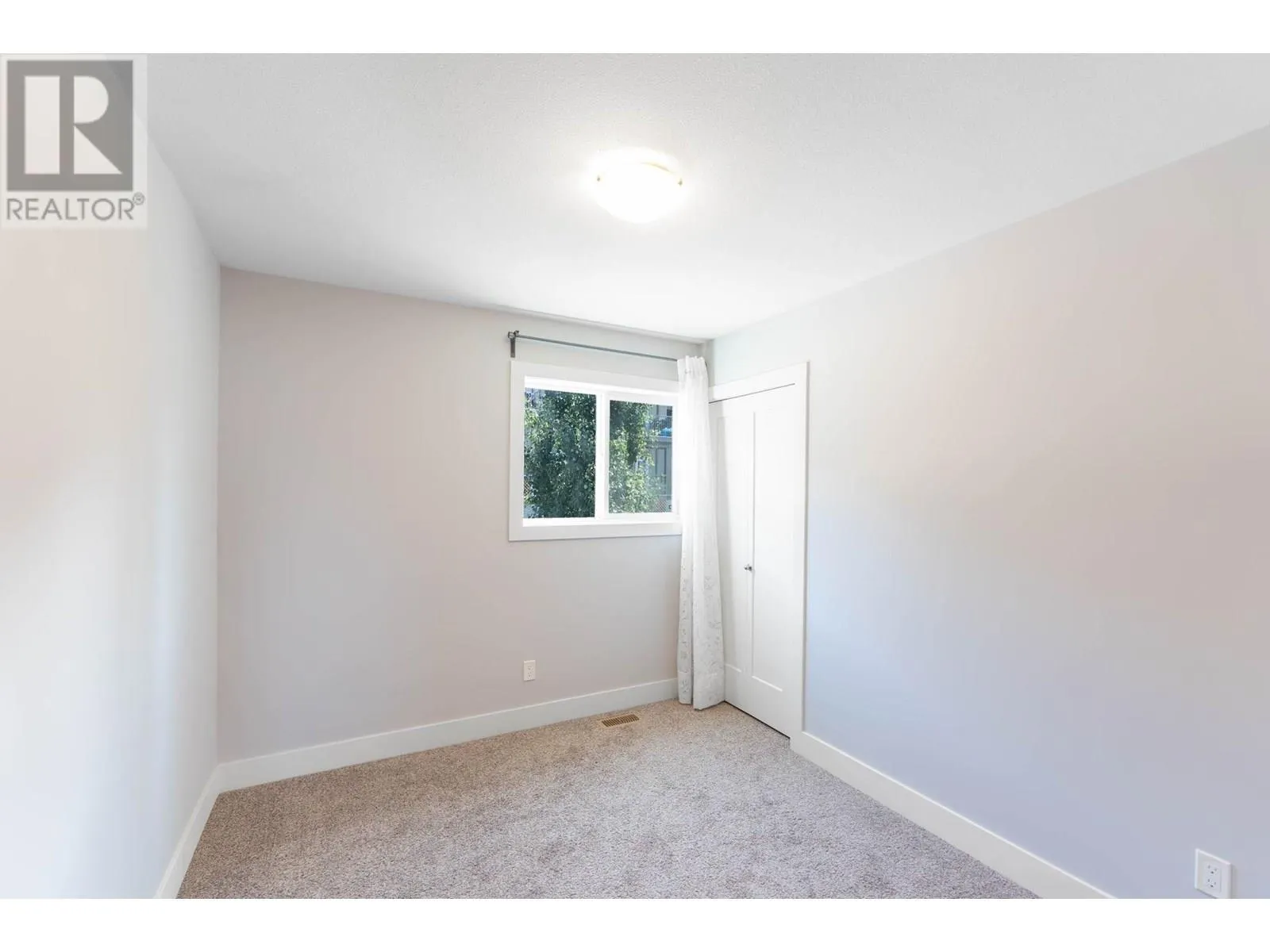 933 Mt. Robson Place Unit# 65
