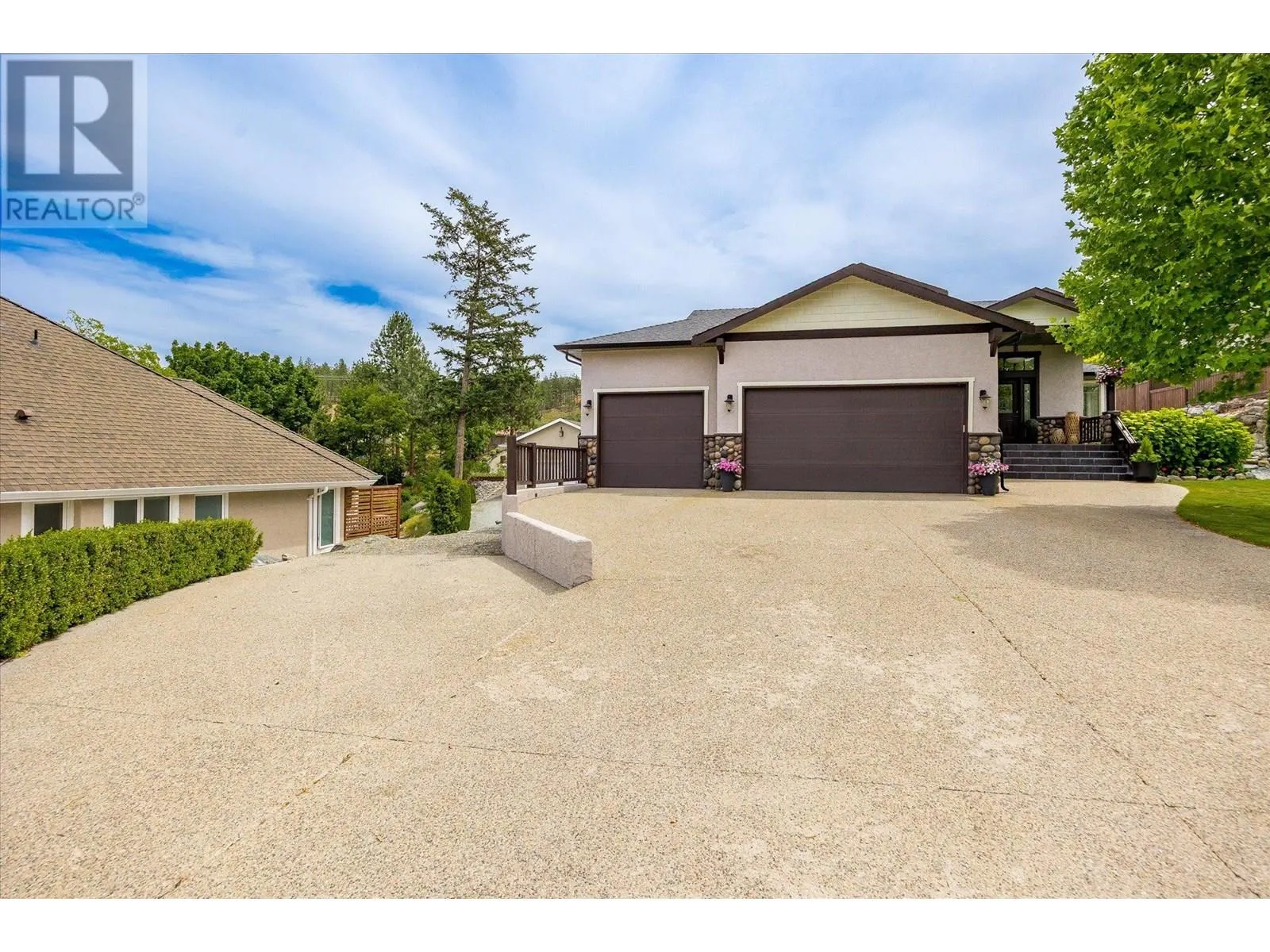 4841 Canyon Ridge Crescent