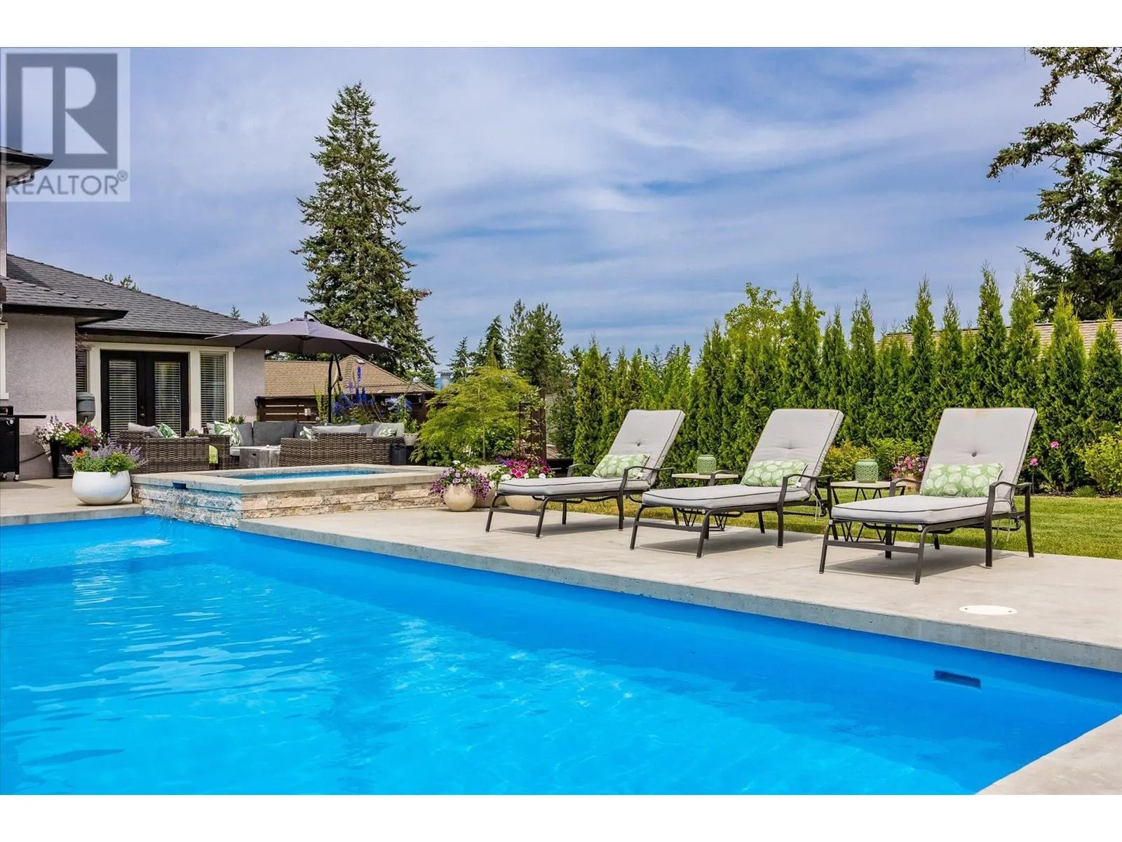 4841 Canyon Ridge Crescent