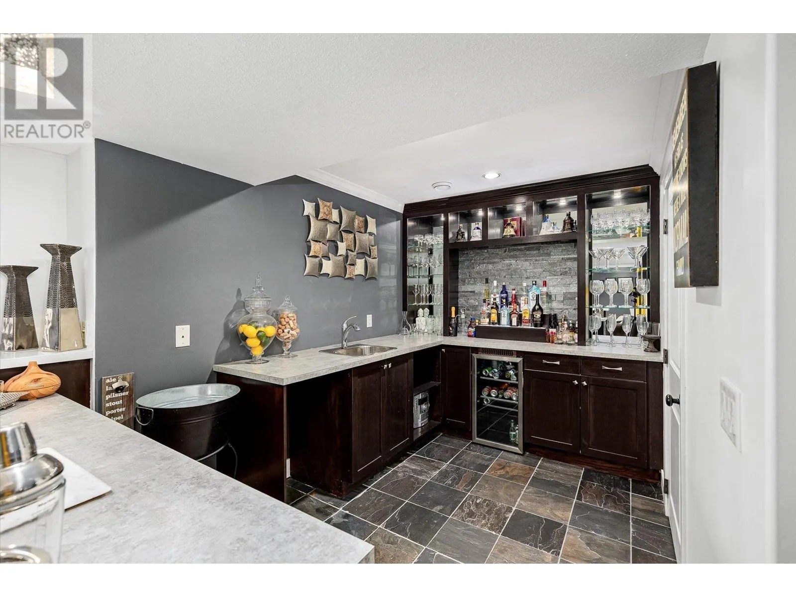 4841 Canyon Ridge Crescent