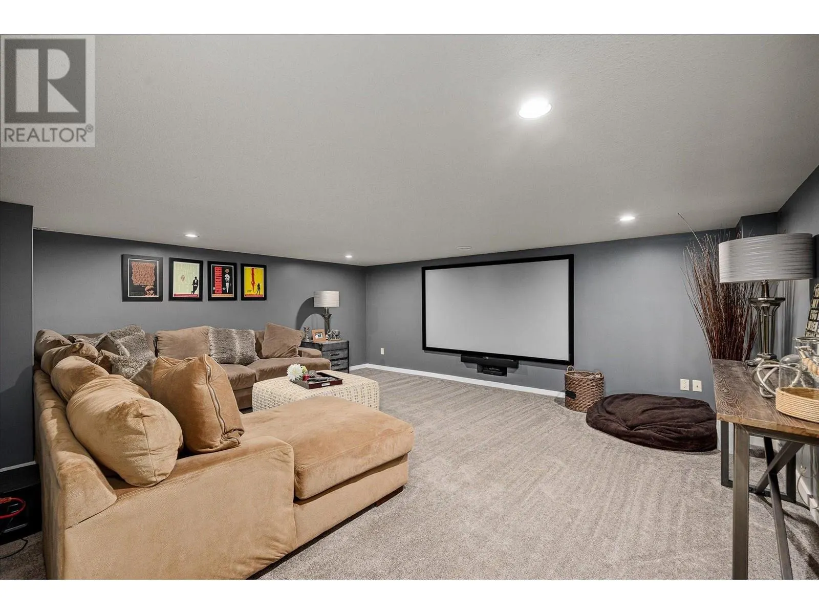 4841 Canyon Ridge Crescent