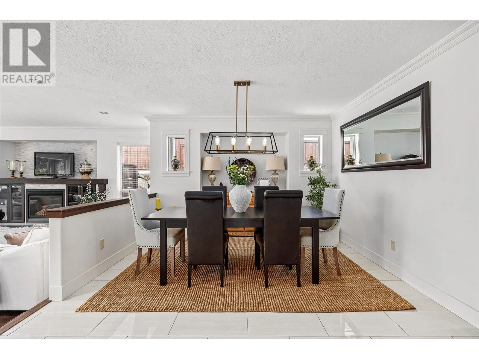 4841 Canyon Ridge Crescent