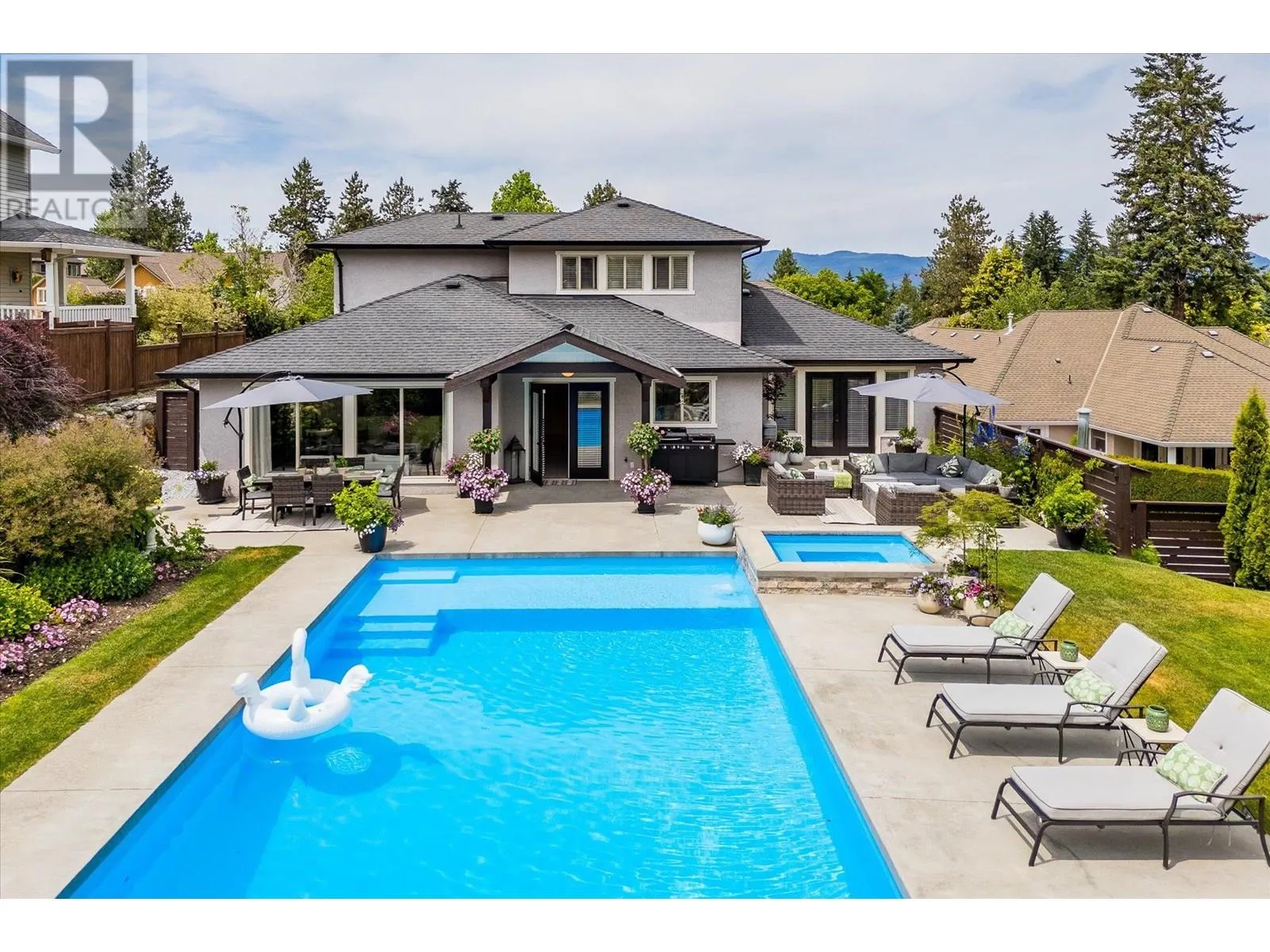 4841 Canyon Ridge Crescent