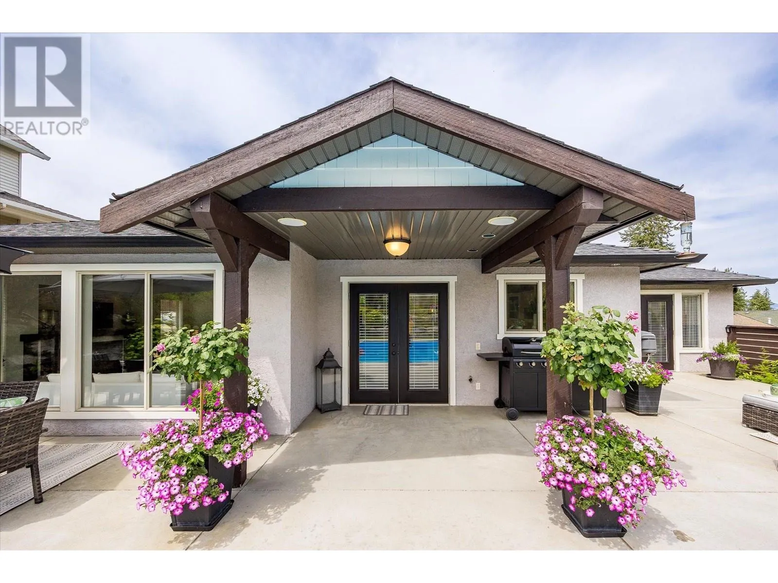4841 Canyon Ridge Crescent