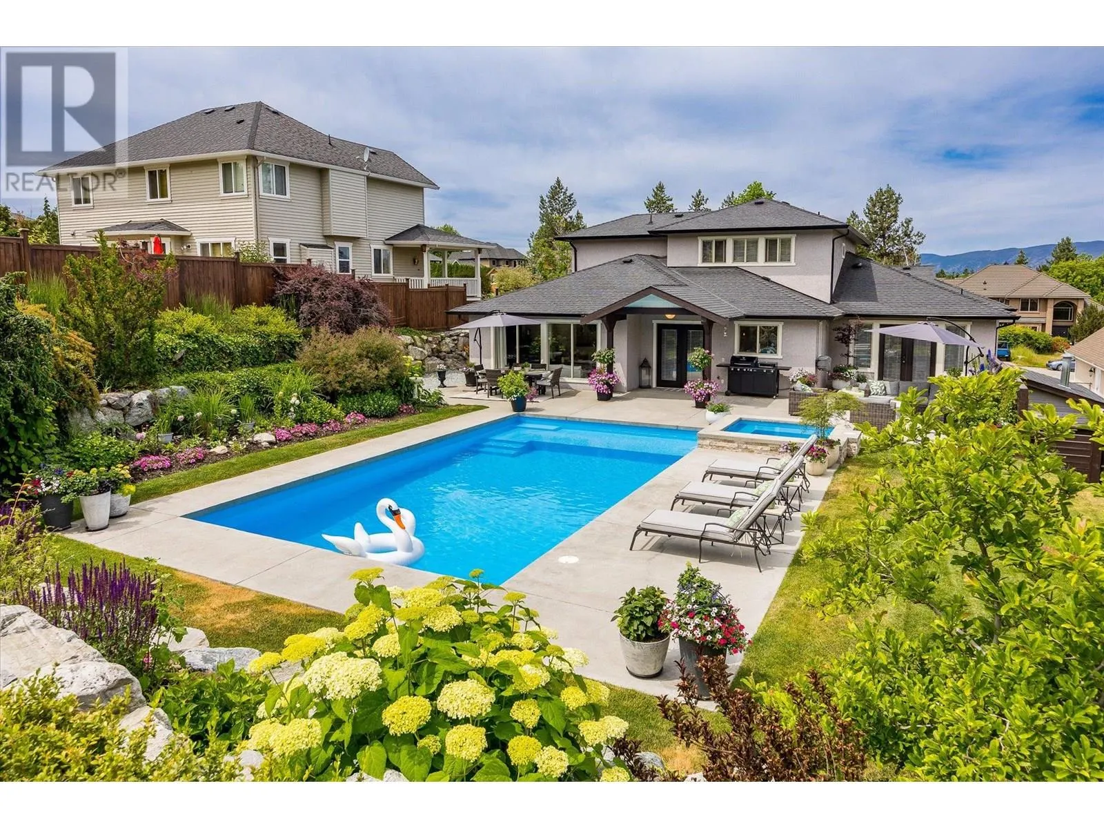 4841 Canyon Ridge Crescent