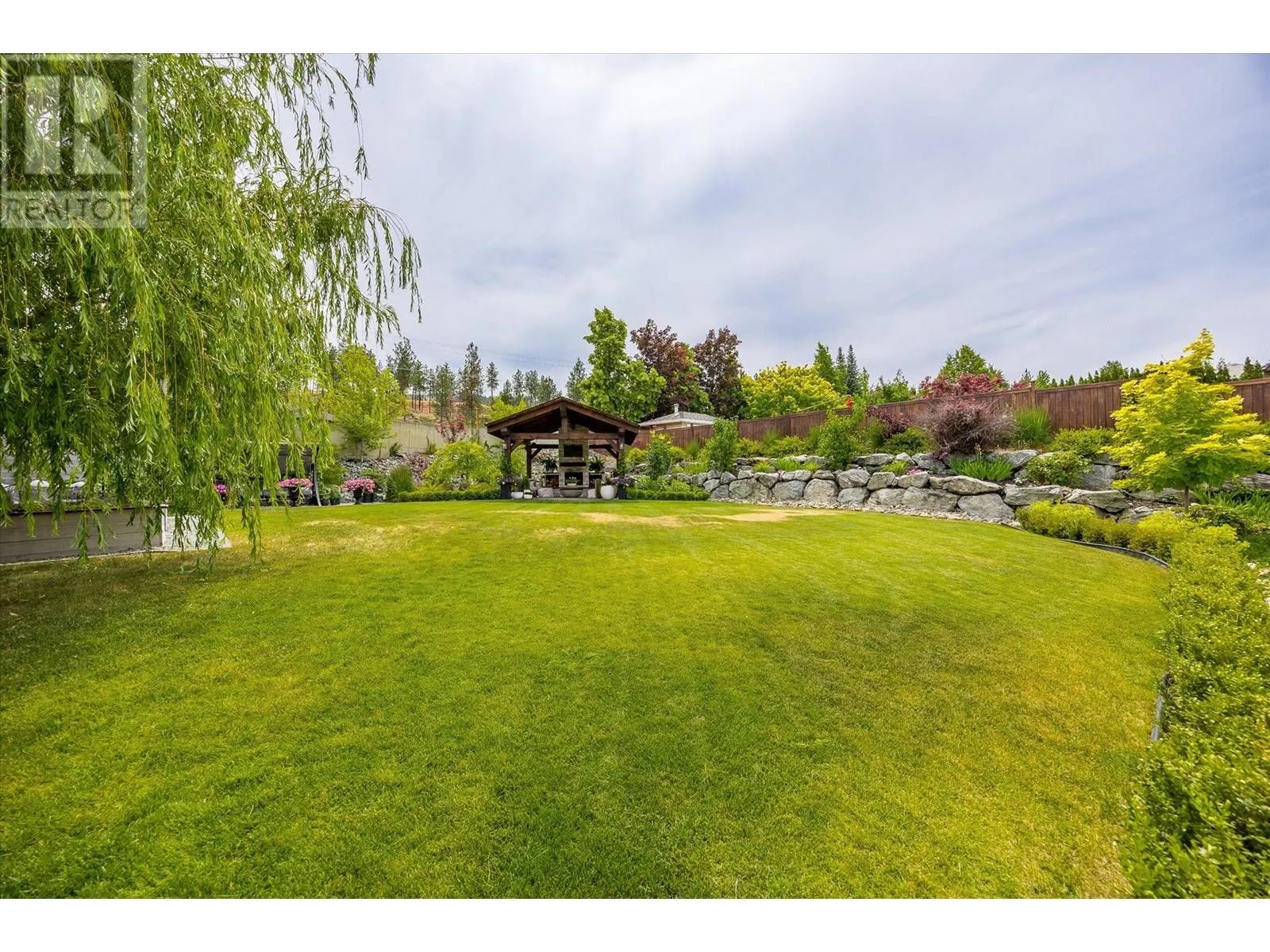 4841 Canyon Ridge Crescent