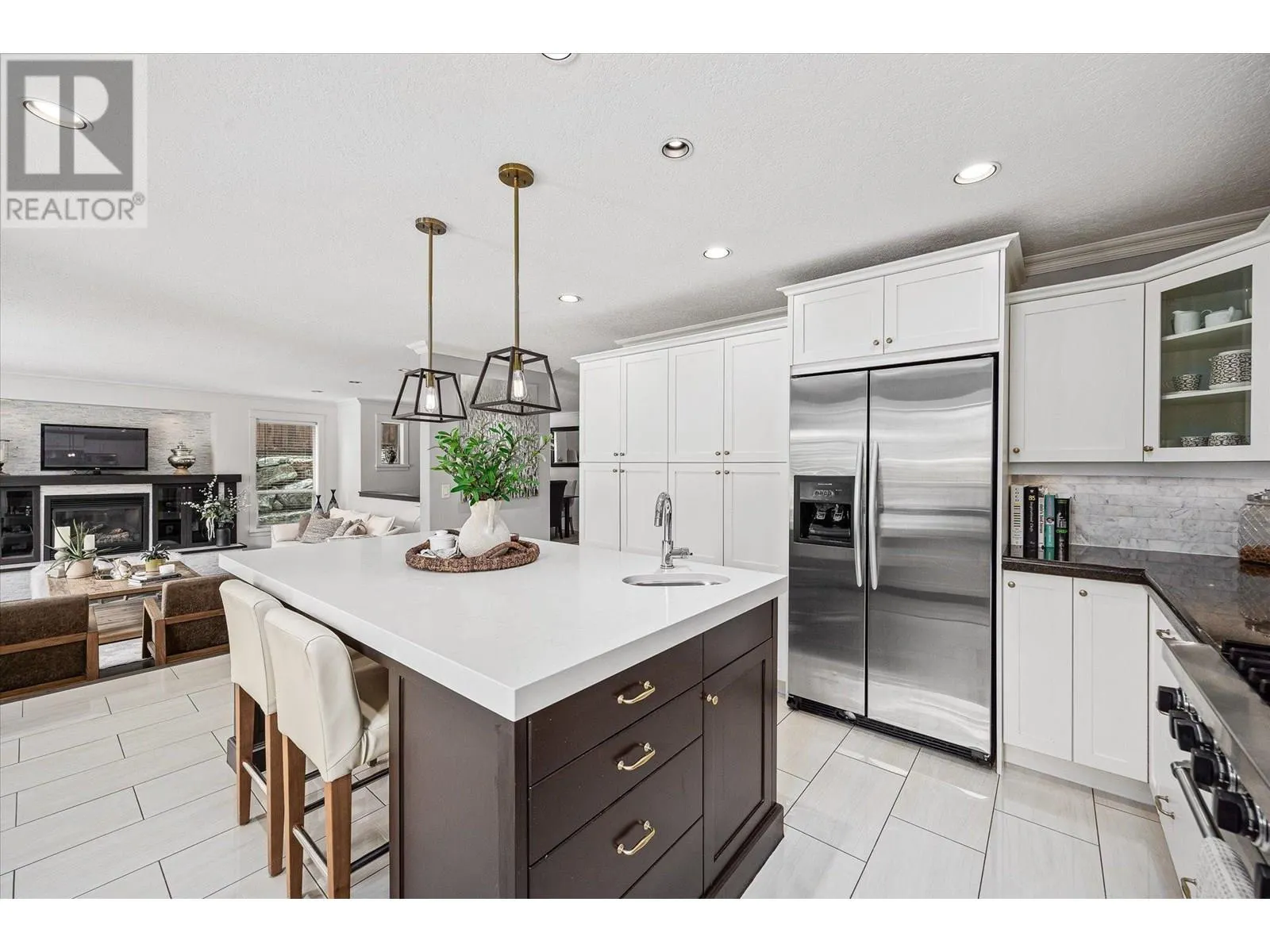 4841 Canyon Ridge Crescent