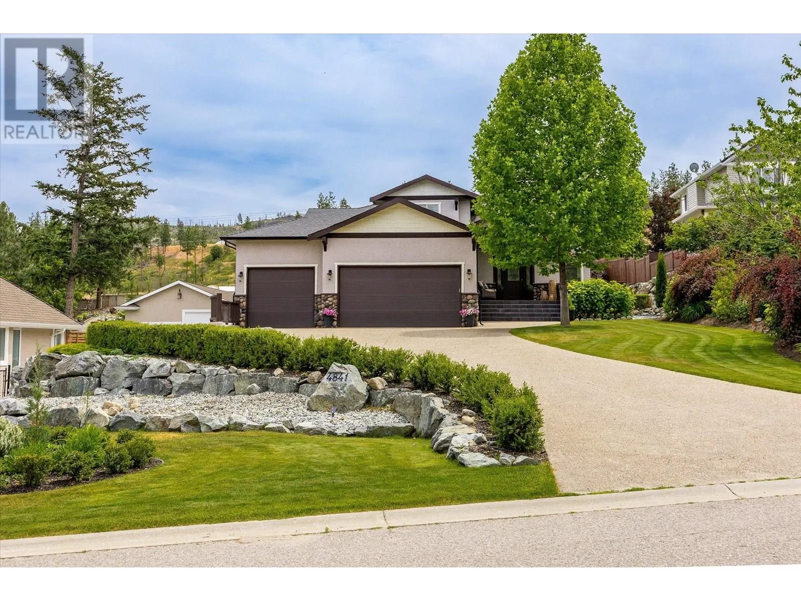 4841 Canyon Ridge Crescent