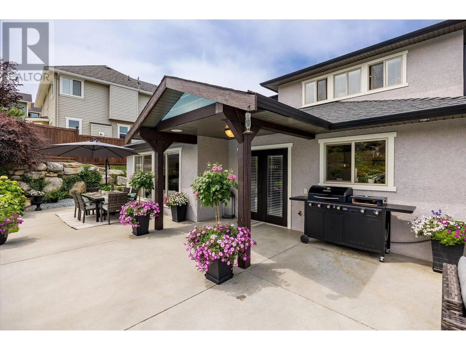 4841 Canyon Ridge Crescent